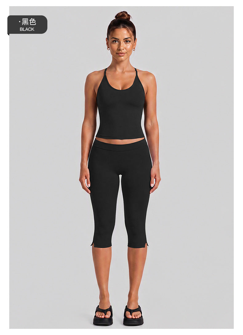Wholesale Women’s Fitness Set | Backless Halter Sports Top & 3/4-Length Workout Pants | fouregg