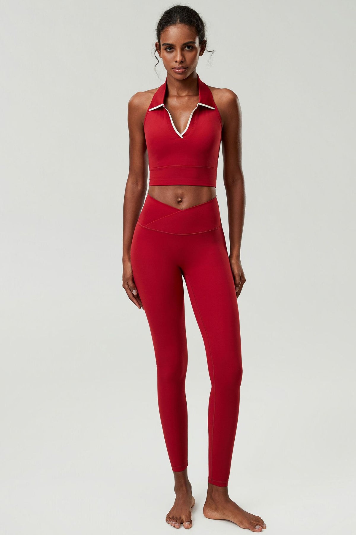 Wholesale Women’s Halter Sports Bra | Bulk Stretch Tennis, Yoga & Badminton Top | fouregg