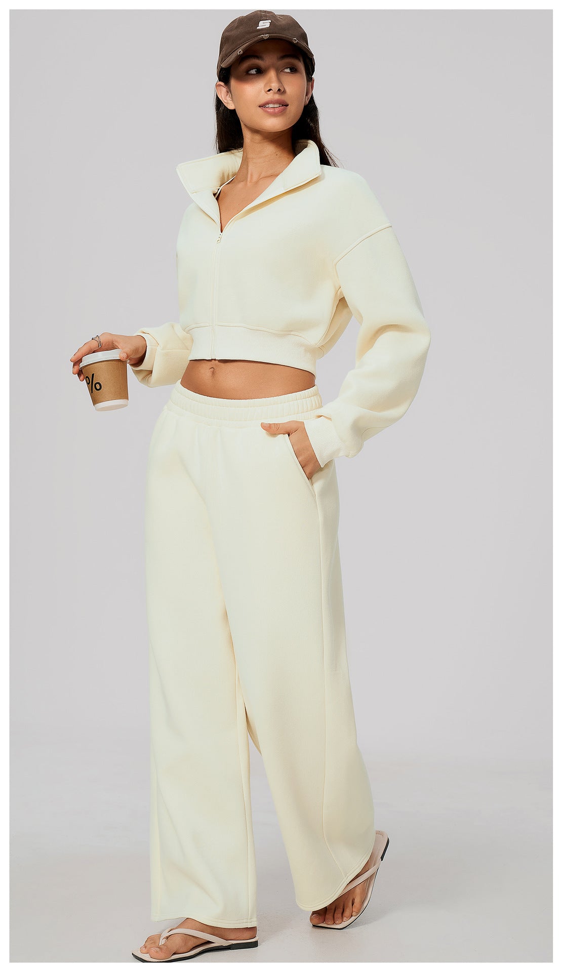 Wholesale Women’s Fleece Tracksuit | Bulk Cropped Jacket & Wide-Leg Pants 3615 | fouregg