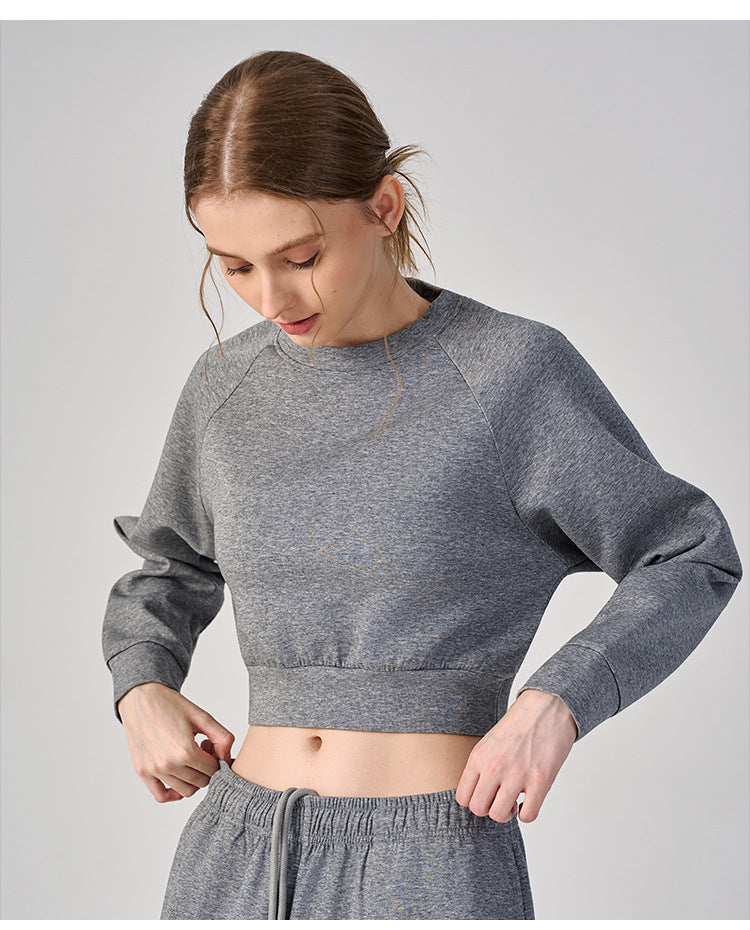 Wholesale Women’s Cropped Sweatshirt | Bulk Pilates & Outdoor Activewear | fouregg
