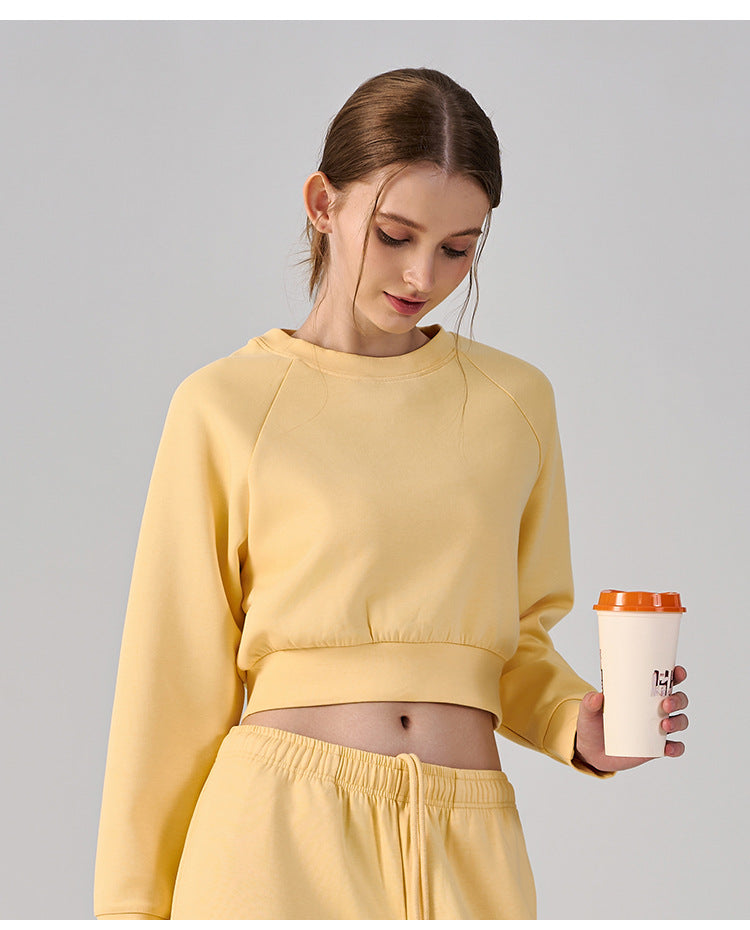 Wholesale Women’s Cropped Sweatshirt | Bulk Pilates & Outdoor Activewear | fouregg