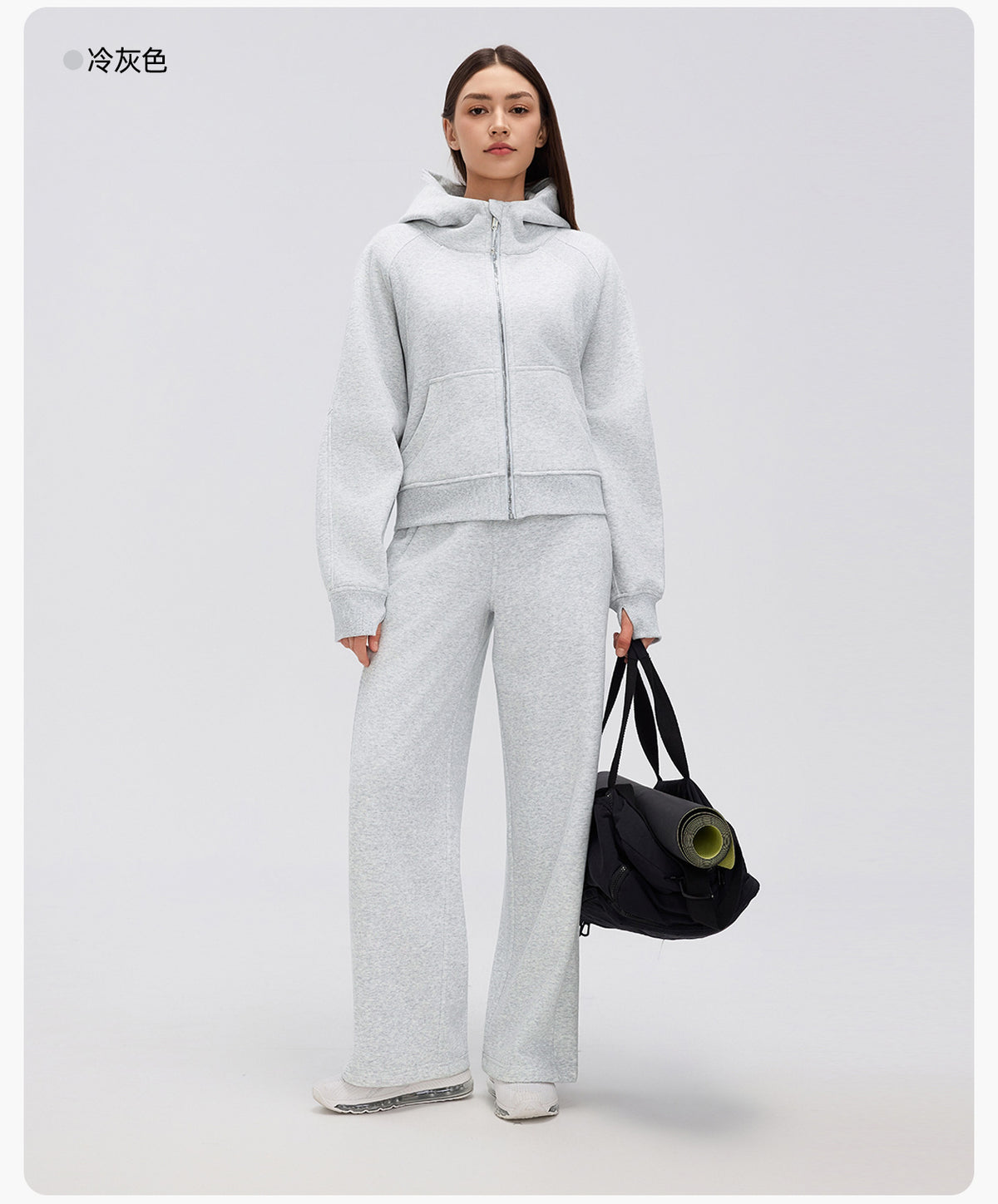 Wholesale Women’s Winter Cropped Hoodie Jacket | Relaxed-Fit Thermal Sportswear for Petite Sizes | fouregg