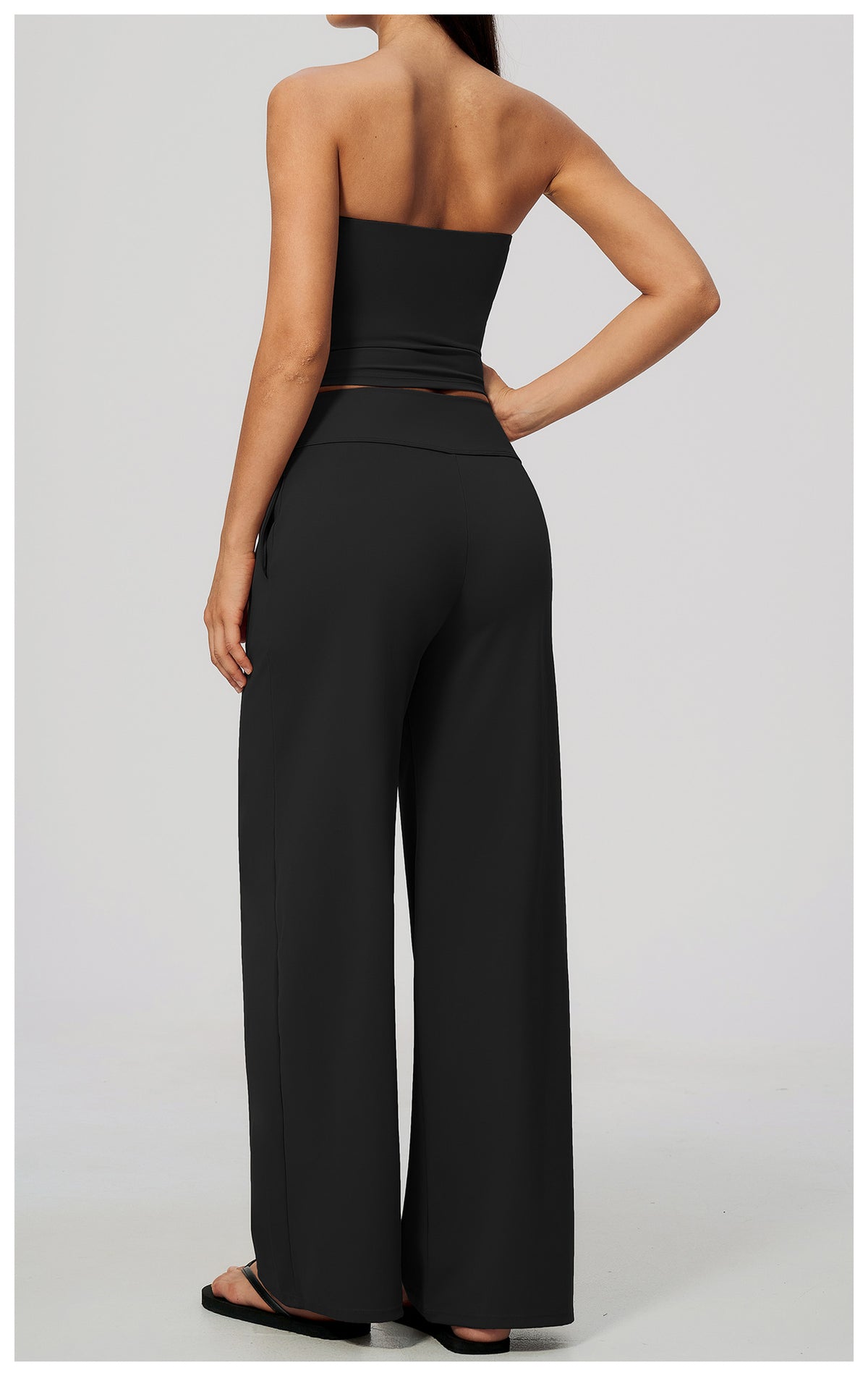 Wholesale Women’s Brushed 2-Piece Set | Strapless Sports Top & Relaxed Wide-Leg Pants 8793 | fouregg