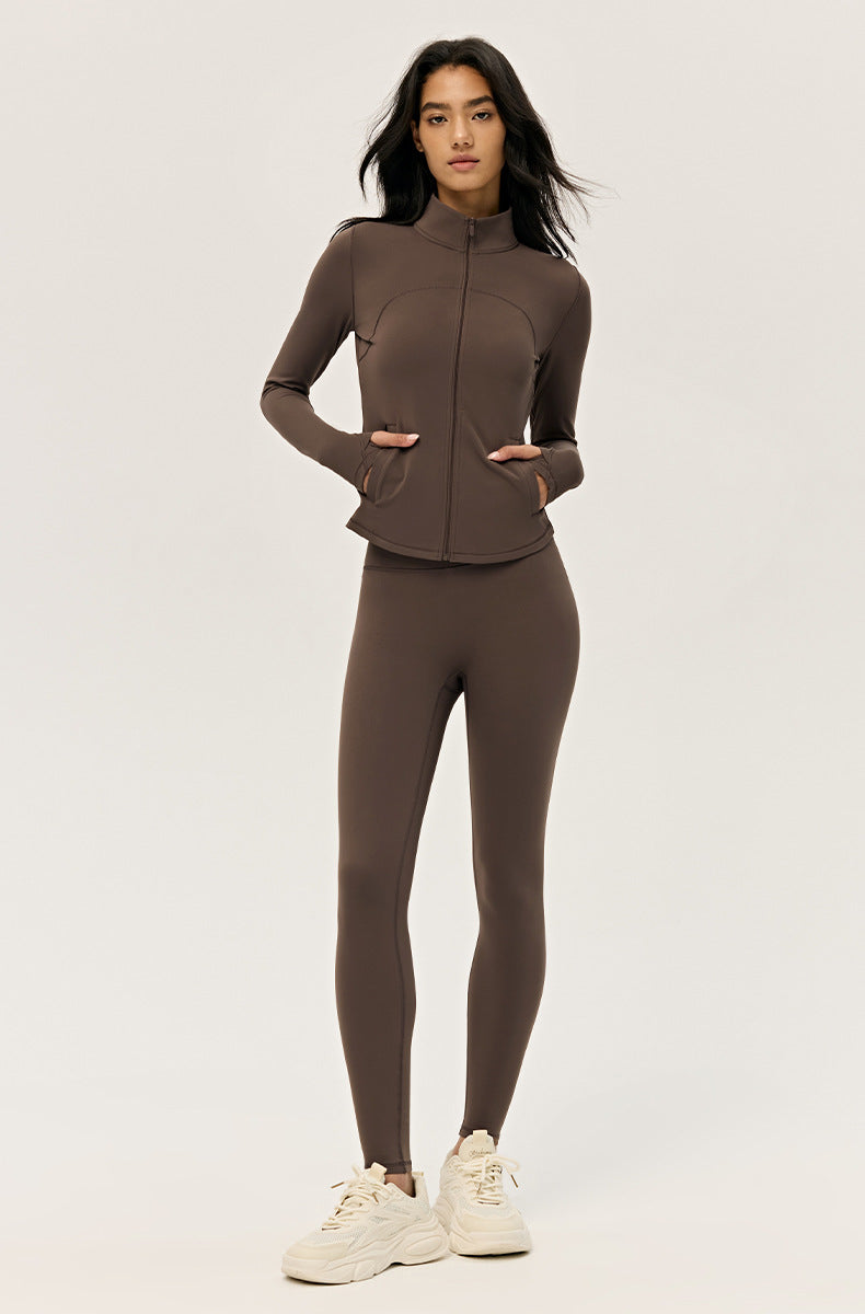 Wholesale Women’s Winter Activewear Set | Thickened Thermal Yoga Top & Leggings for Pilates | fouregg