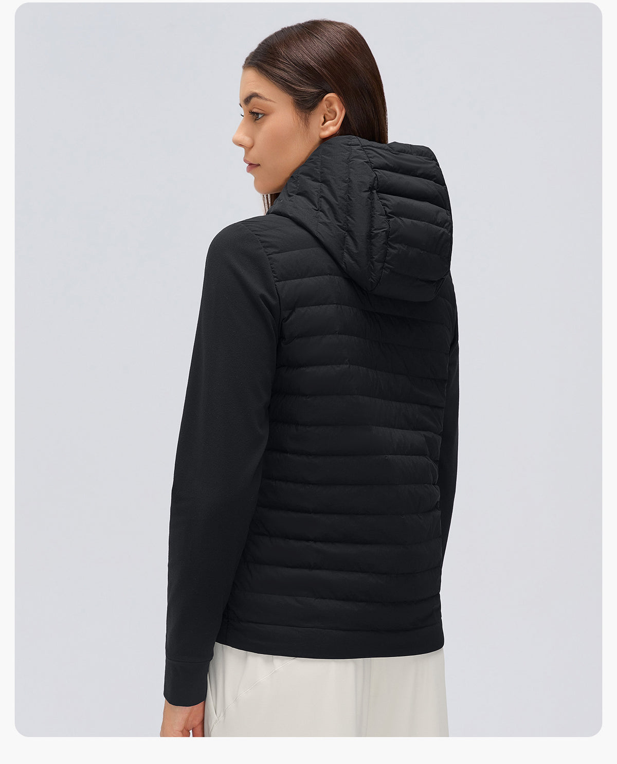 Wholesale Women’s Lightweight Down Jacket D26111 | Slim-Fit Hooded Outdoor Sports Outerwear | fouregg