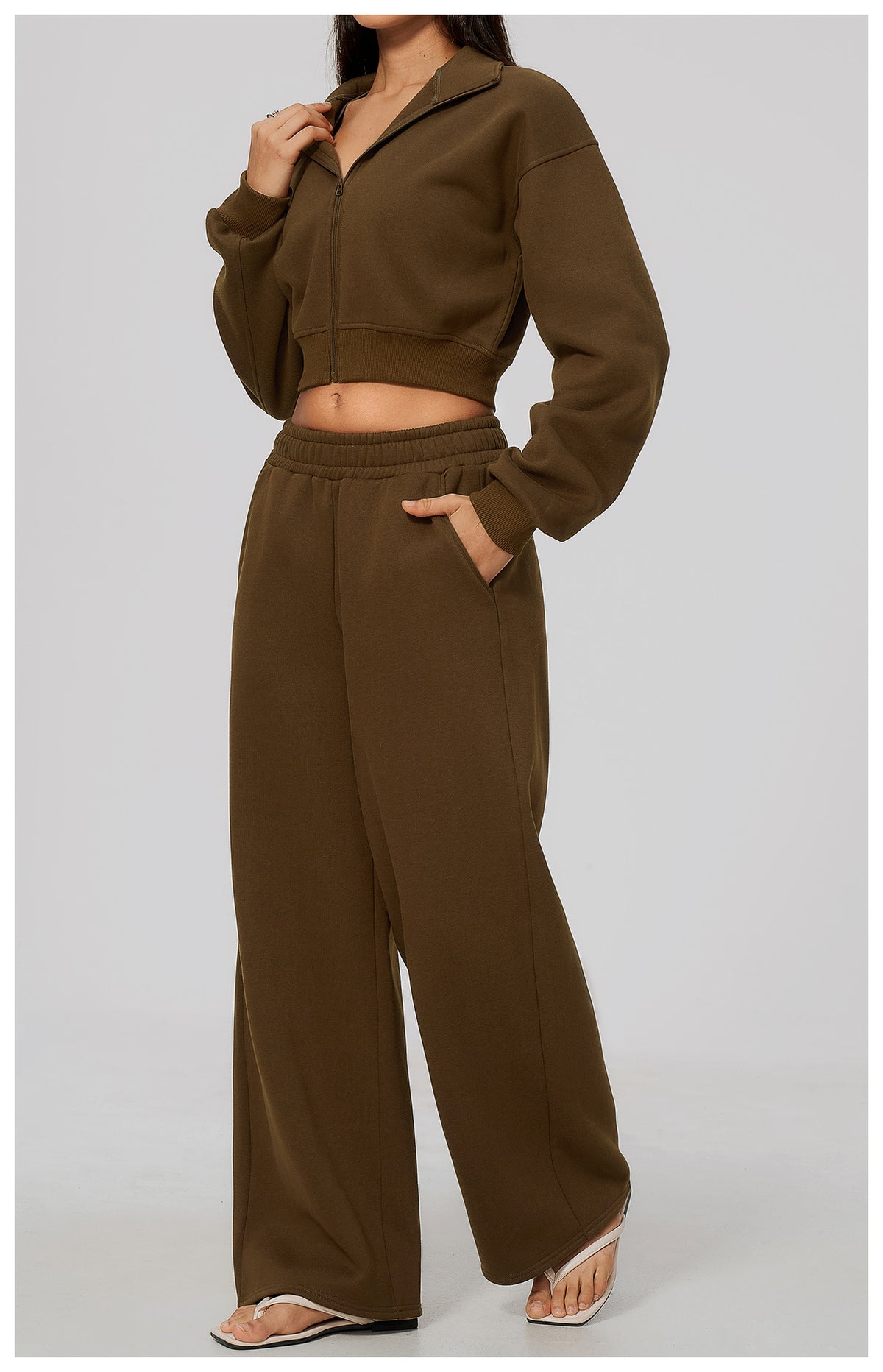 Wholesale Women’s Fleece Tracksuit | Bulk Cropped Jacket & Wide-Leg Pants 3615 | fouregg