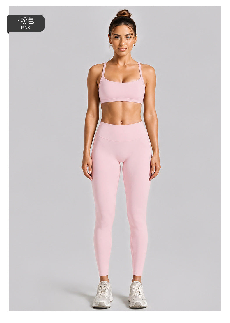 Wholesale Women’s Activewear Set | Halter Neck Sports Bra for Running, Cycling & Pilates | fouregg