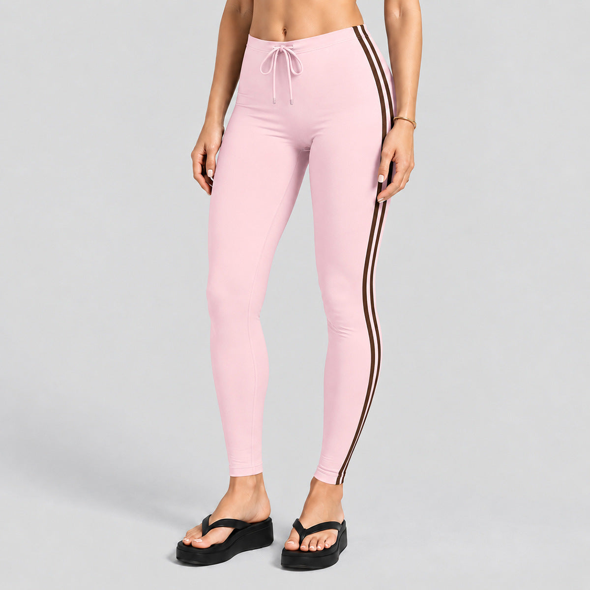 Wholesale Women’s Activewear Set | Double-Layer Contrast Sports Bra & Quick-Dry Workout Leggings | fouregg