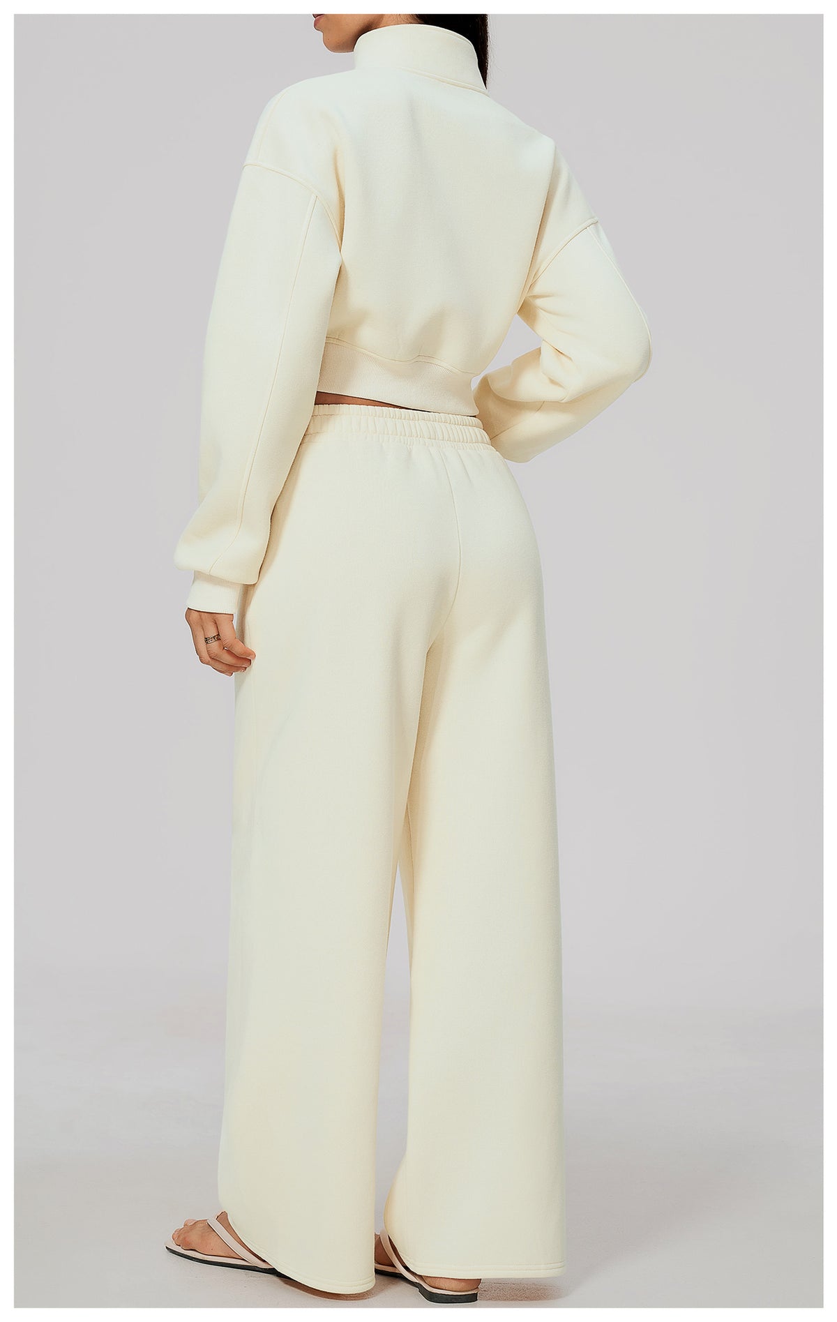 Wholesale Women’s Fleece Tracksuit | Bulk Cropped Jacket & Wide-Leg Pants 3615 | fouregg