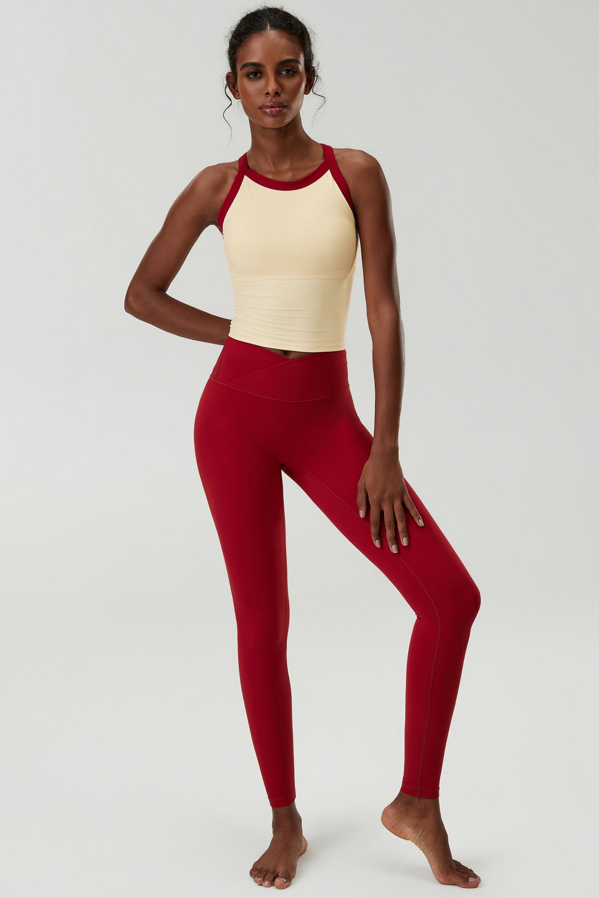 Wholesale Plus Size Women’s Sports Bra | Bulk Padded Yoga & Running Tank | fouregg