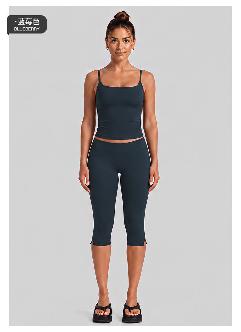 Wholesale Women’s Quick-Dry Activewear Set | Slim-Fit Dual-Strap Tank Top & 3/4-Length Cycling Pants | fouregg