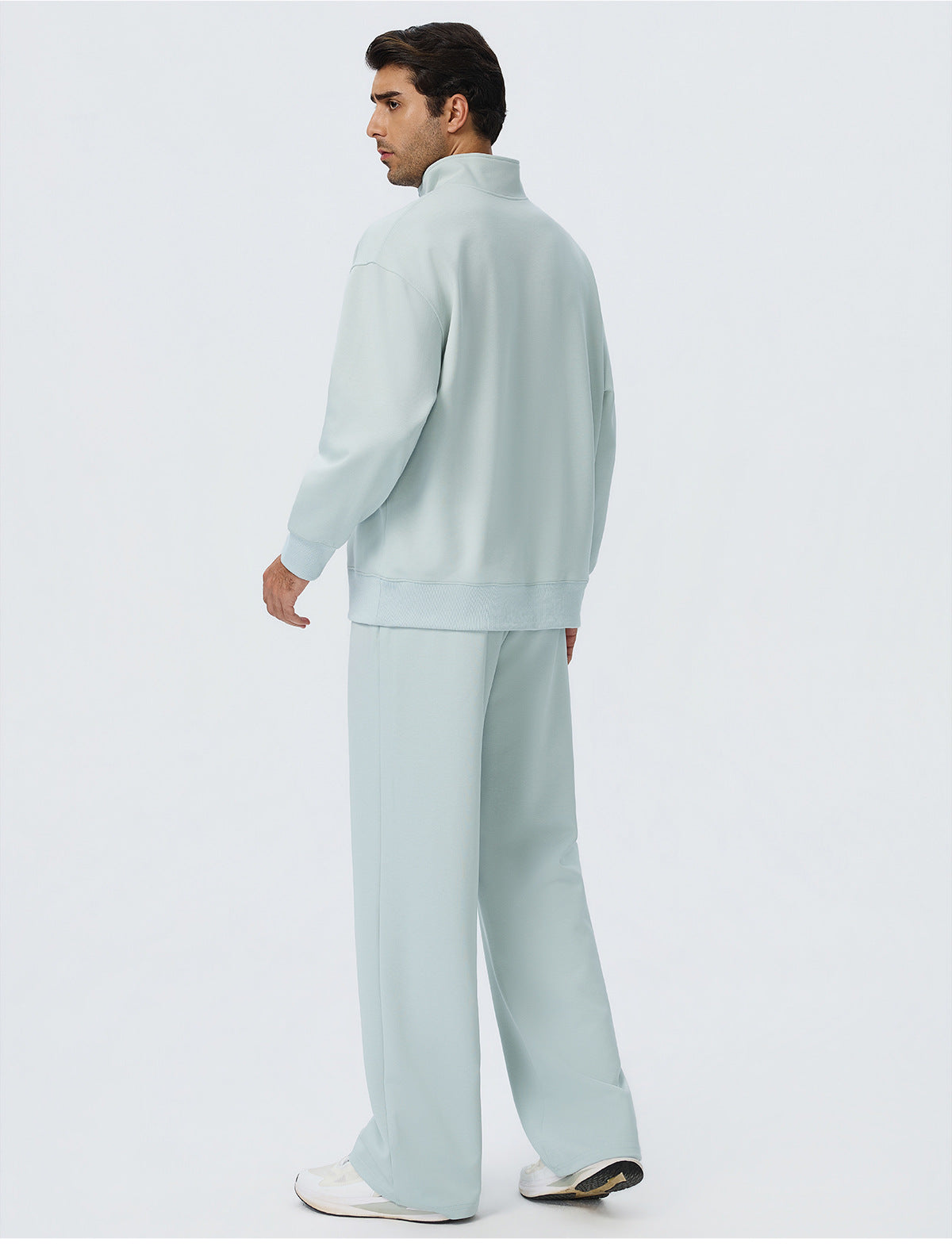 Wholesale Men’s Fleece Tracksuit Set | Bulk Warm Running & Fitness Activewear | fouregg