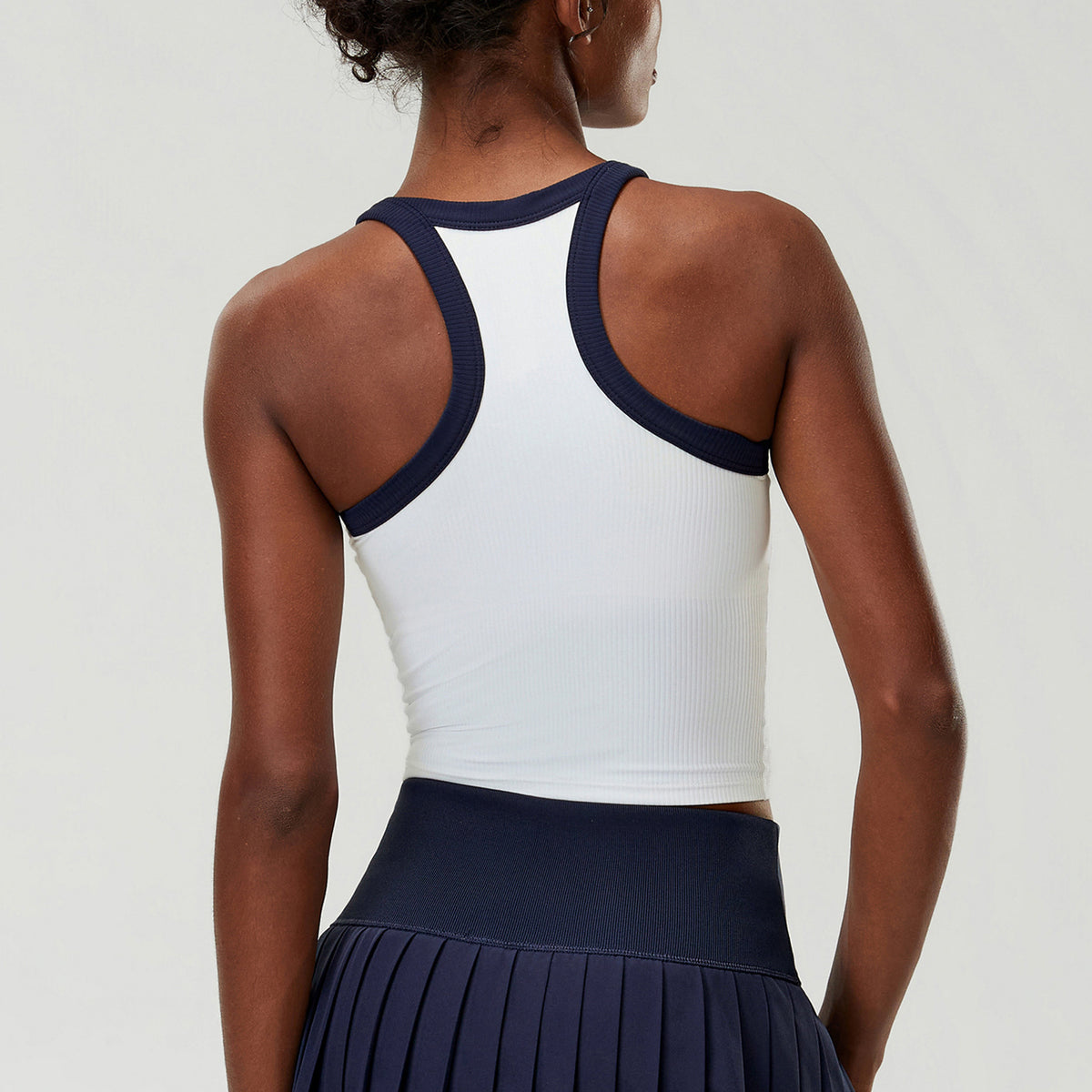 Wholesale Plus Size Women’s Sports Bra | Bulk Padded Yoga & Running Tank | fouregg