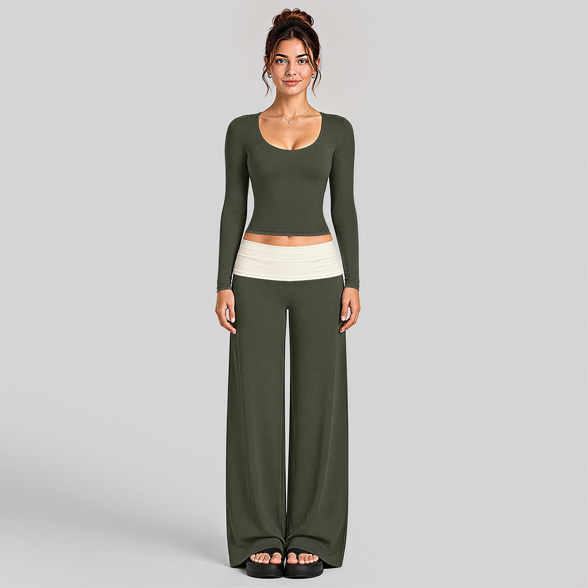 Wholesale Women’s Activewear Set | Color-Block Long Sleeve Tee & High-Waisted Training Pants | fouregg - Olive Green