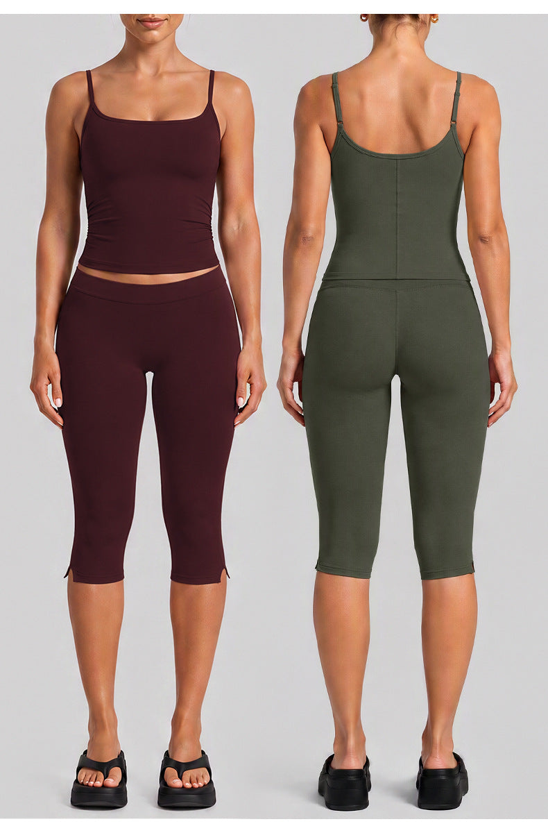 Wholesale Women’s Quick-Dry Activewear Set | Slim-Fit Dual-Strap Tank Top & 3/4-Length Cycling Pants | fouregg