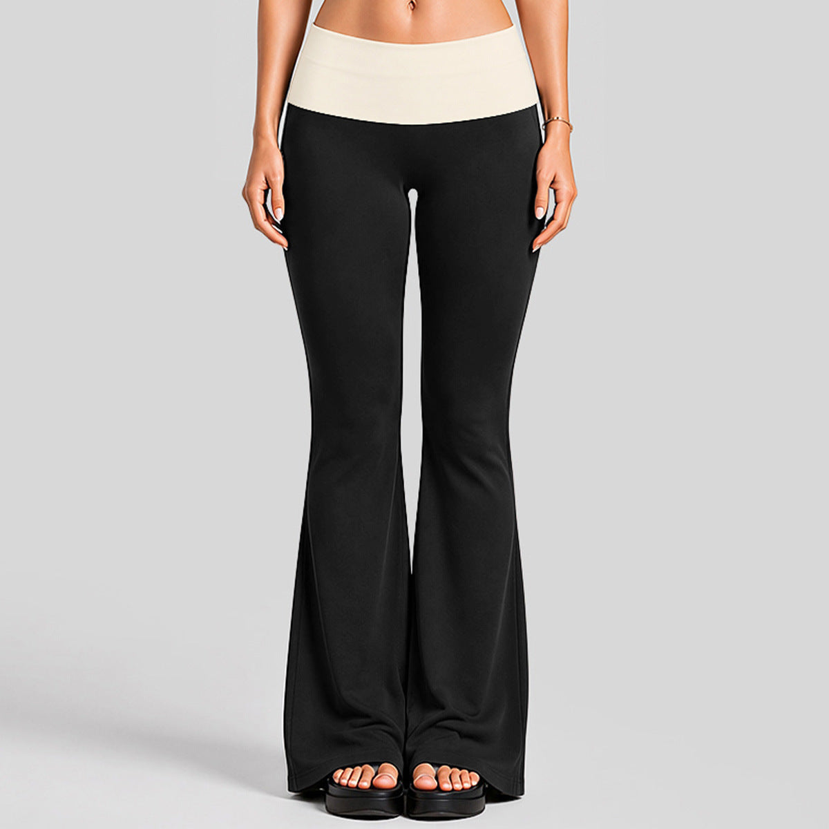 Wholesale Women’s Activewear Set | Faux-Layered Sports Bra & Quick-Dry Flared Yoga Pants | fouregg