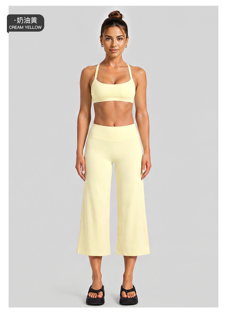 Wholesale Women’s Activewear Set | Halter Neck Sports Bra for Running, Cycling & Pilates | fouregg