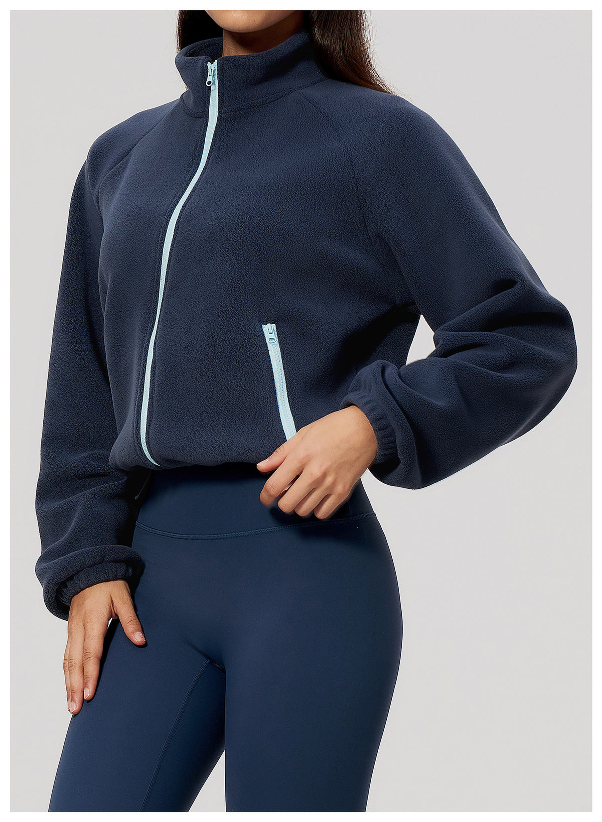 Wholesale Women’s Casual Activewear Jacket 5585 | Relaxed-Fit Warm Cropped Zip-Up | fouregg