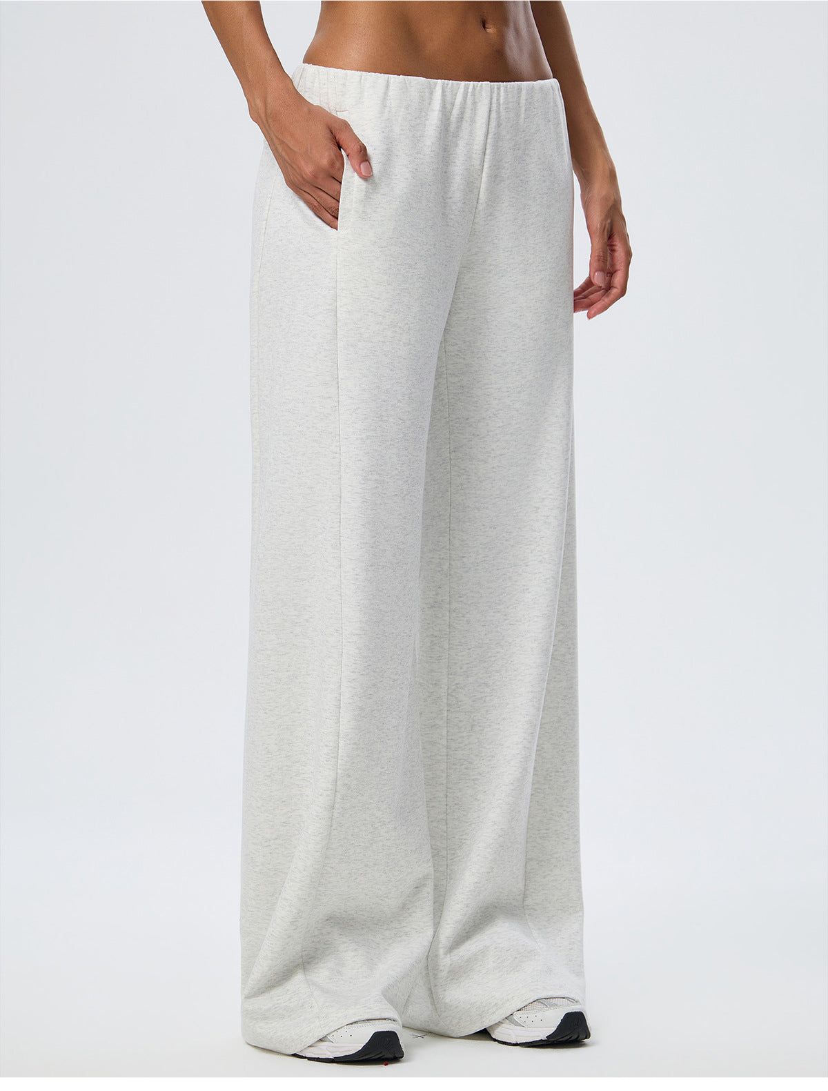 Wholesale Winter Wide-Leg Sweatpants | Relaxed-Fit Heat-Retention Activewear Trousers | fouregg