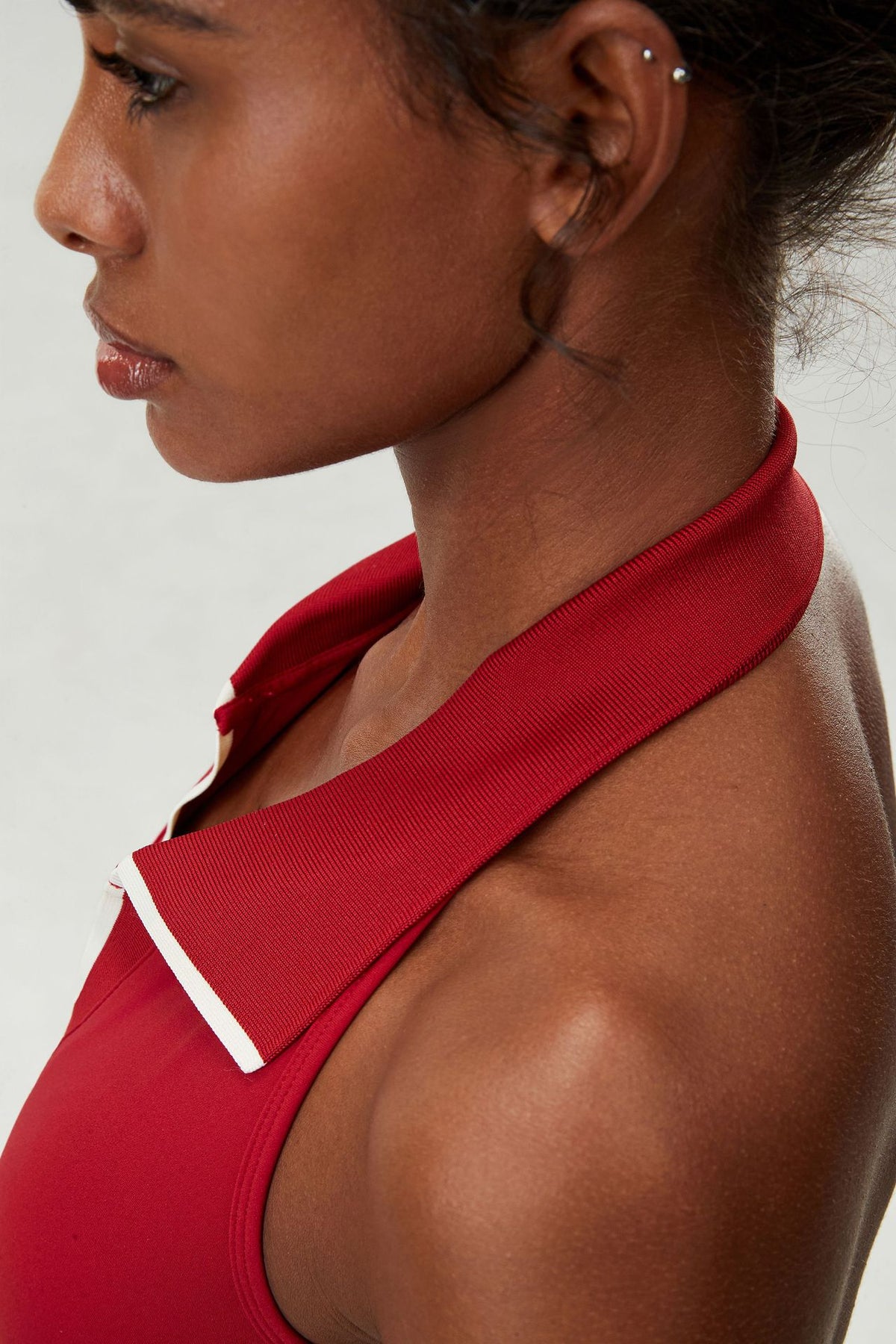 Wholesale Women’s Halter Sports Bra | Bulk Stretch Tennis, Yoga & Badminton Top | fouregg