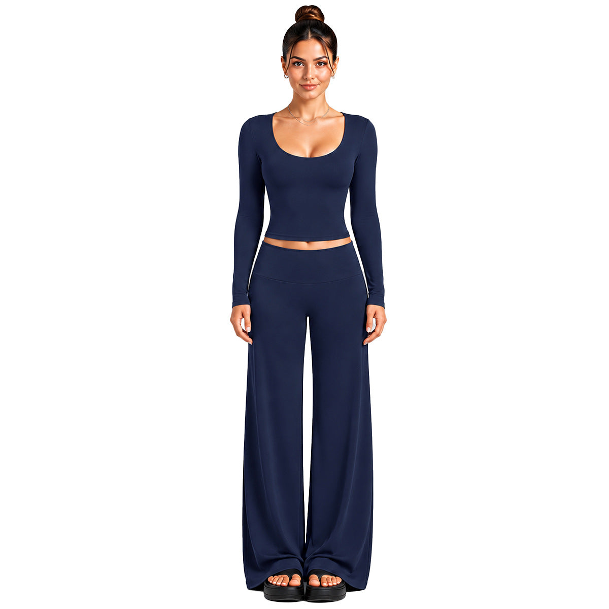 Wholesale Women’s Activewear Set | Fitted Long Sleeve Workout Tee & High-Waisted Fitness Pants | fouregg