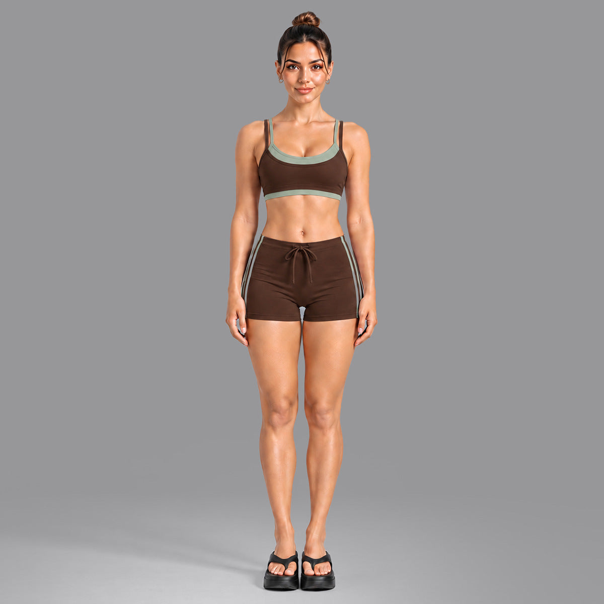 Wholesale Women’s Activewear Set | Double-Layer Contrast Sports Bra & Quick-Dry Workout Leggings | fouregg