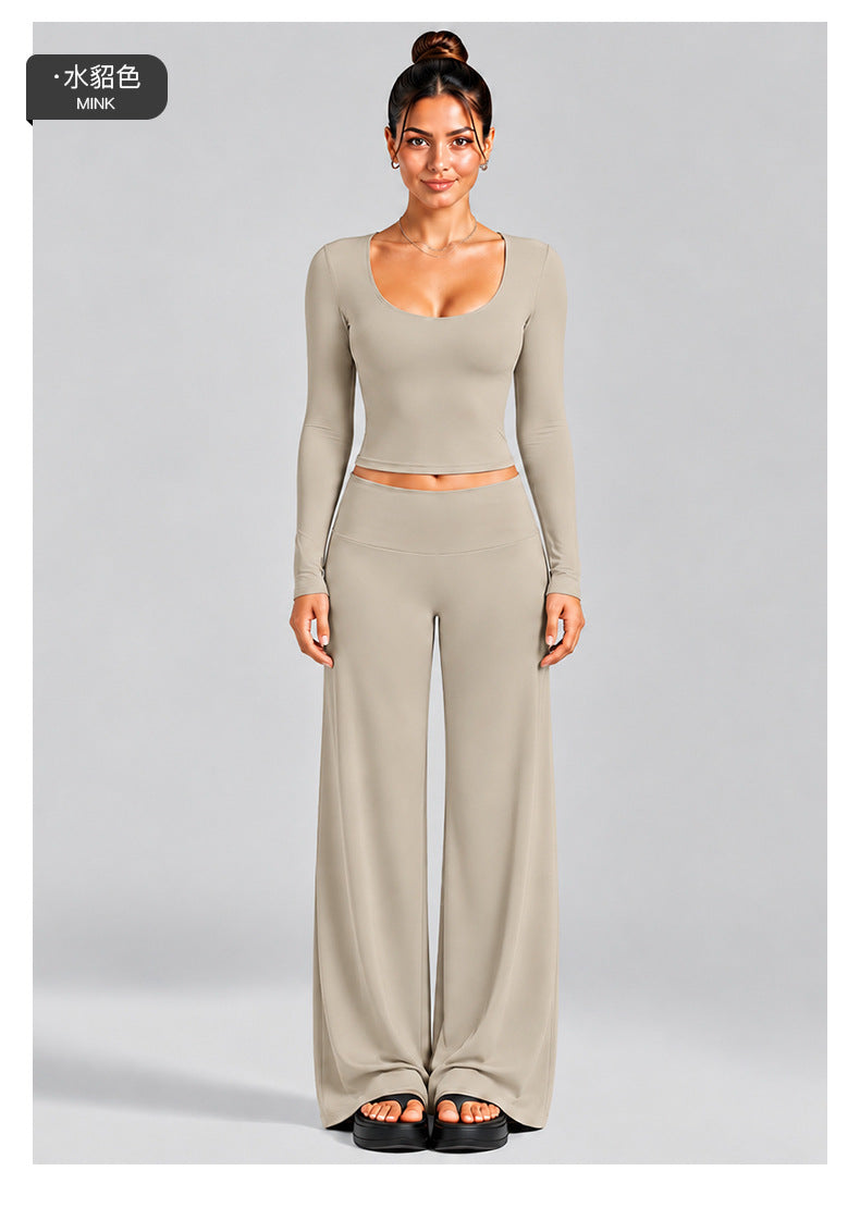 Wholesale Women’s Activewear Set | Fitted Long Sleeve Workout Tee & High-Waisted Fitness Pants | fouregg