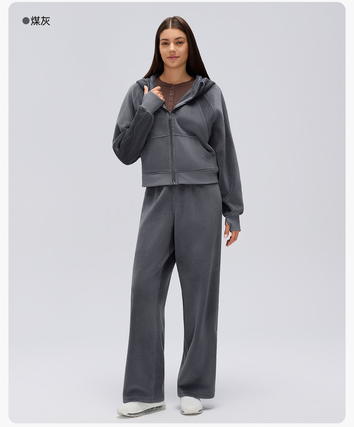 Wholesale Women’s Winter Sweatpants D26120 | Relaxed-Fit Draped Trousers with Adjustable Cuffs | fouregg