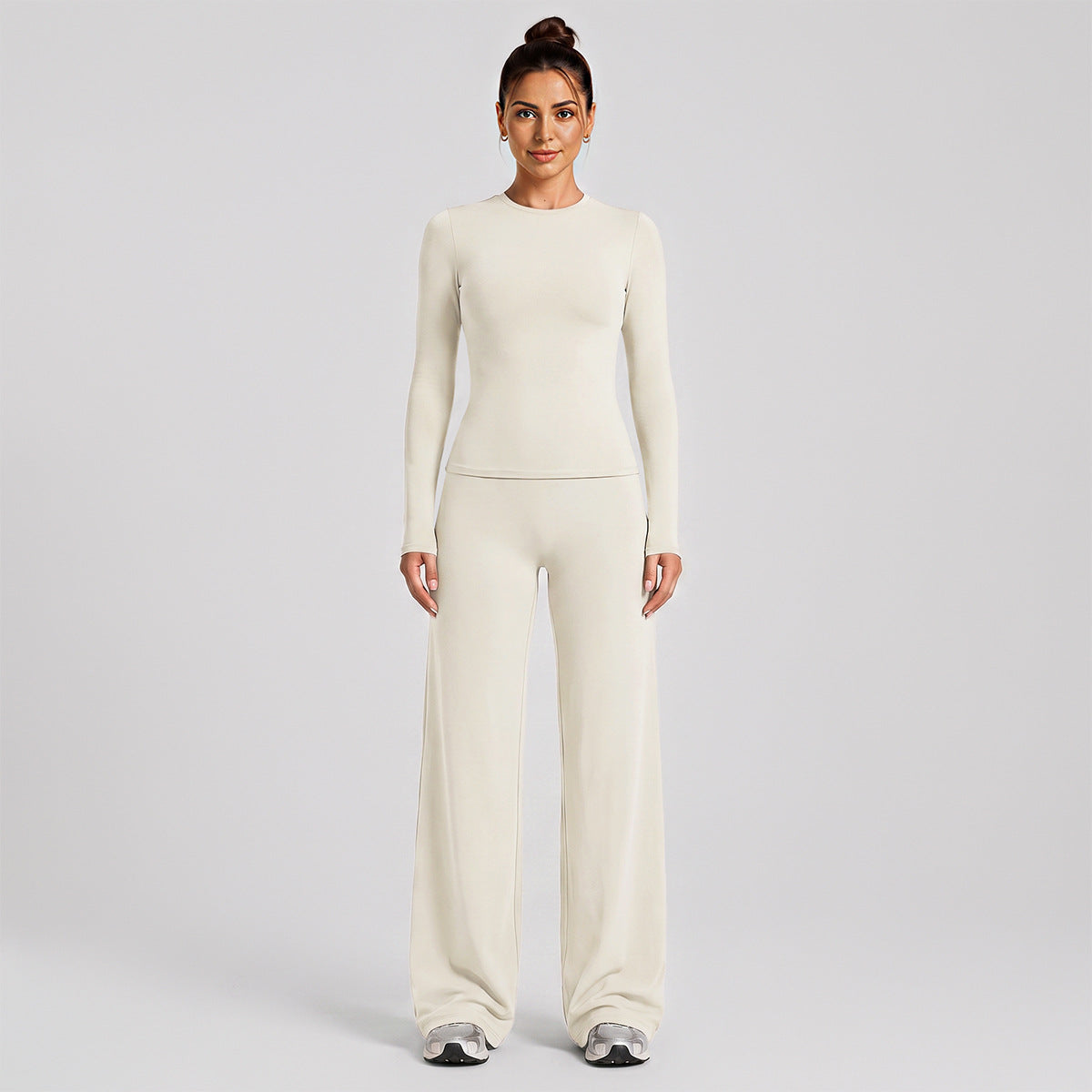 Wholesale Women’s Activewear Set | Slim-Fit Long Sleeve Tee & High-Waisted Loose Workout Pants | fouregg - Albumin