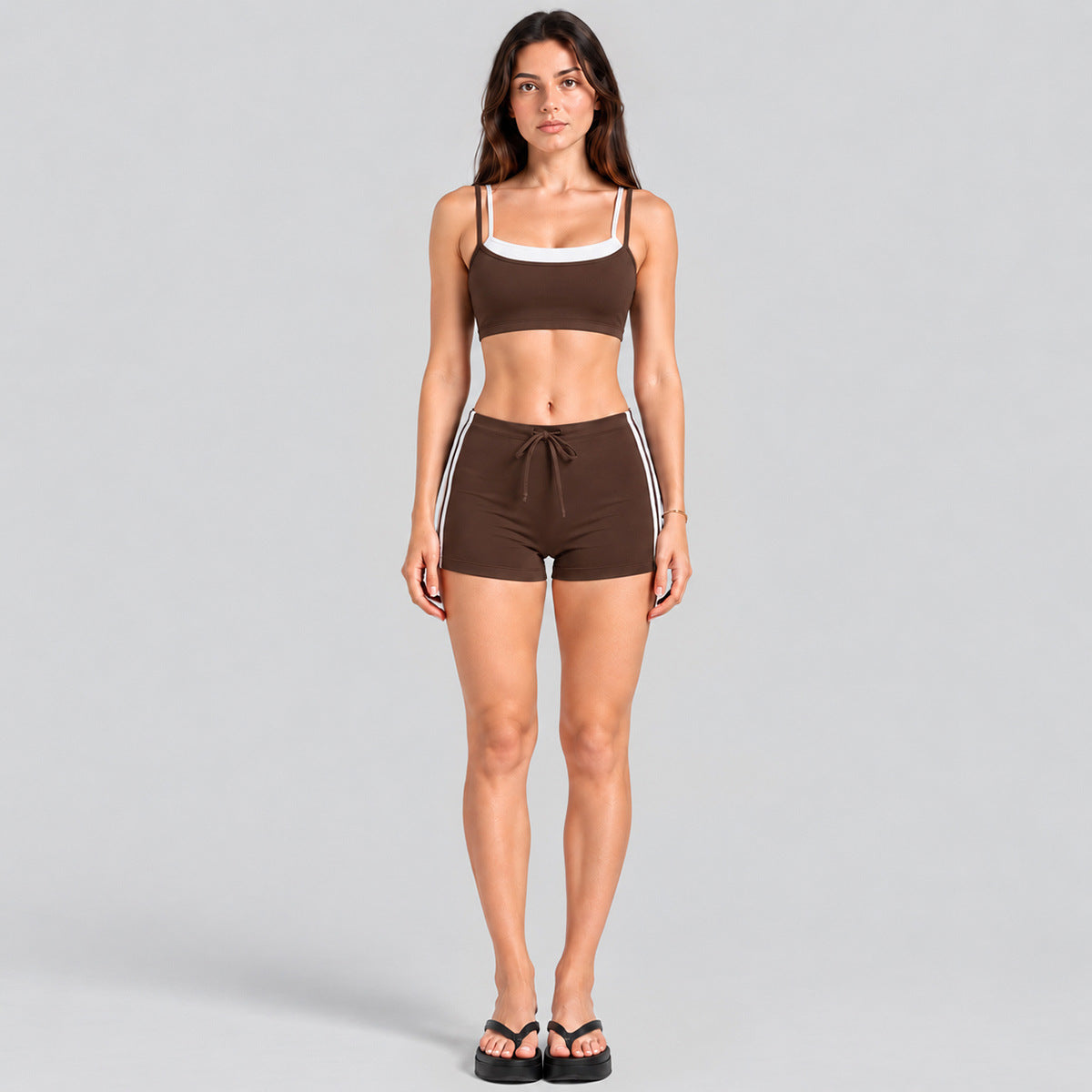 Wholesale Women’s Activewear Set | Double-Layer Backless Sports Bra & Quick-Dry Workout Leggings | fouregg