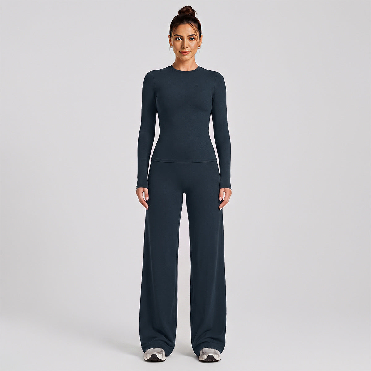 Wholesale Women’s Activewear Set | Slim-Fit Long Sleeve Tee & High-Waisted Loose Workout Pants | fouregg - Blueberry