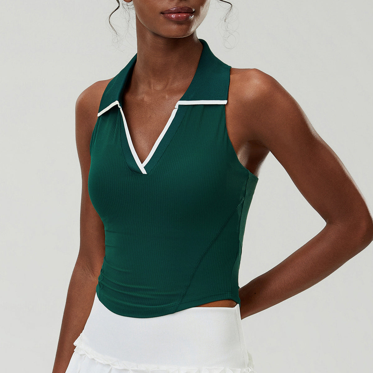 Wholesale Plus Size Women’s Sports Top | Bulk V-Neck Tennis & Badminton Activewear | fouregg