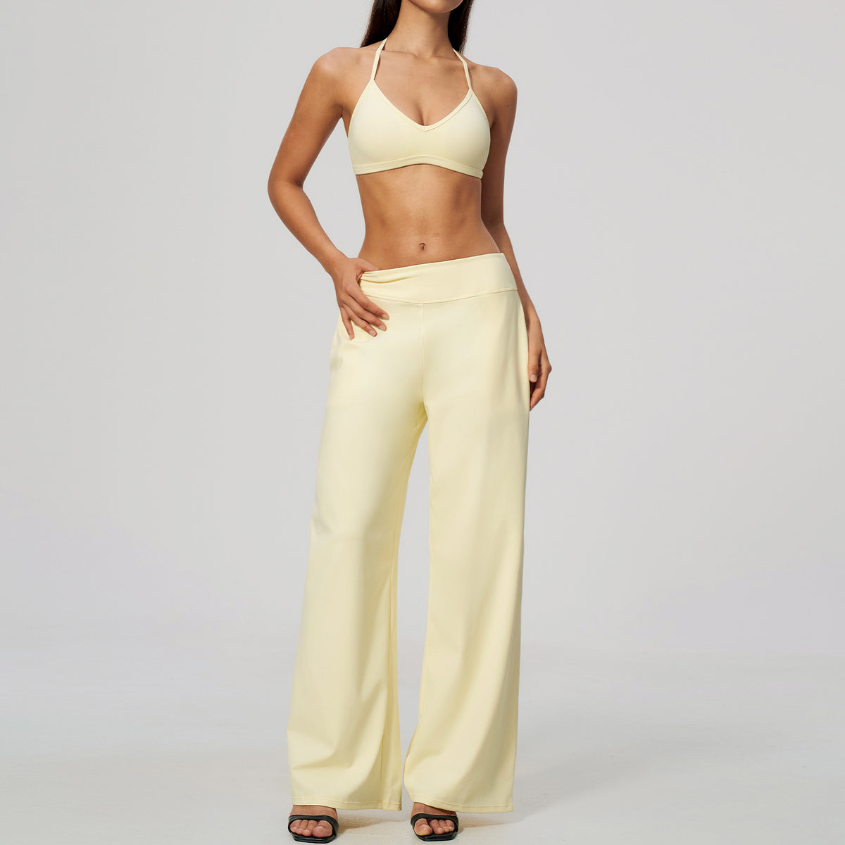 Wholesale Women’s Brushed Activewear Set | Halter Low-Rise Workout Wear 5555 | fouregg - 5555文胸+5555-1长裤—奶油黄