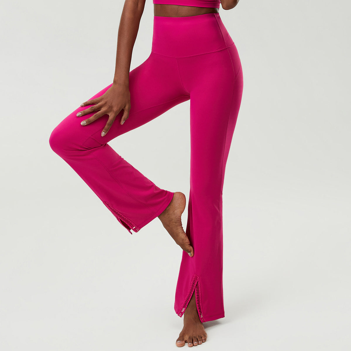 Wholesale Plus Size Women’s Flare Leggings | Bulk Slimming Running & Fitness Pants | fouregg