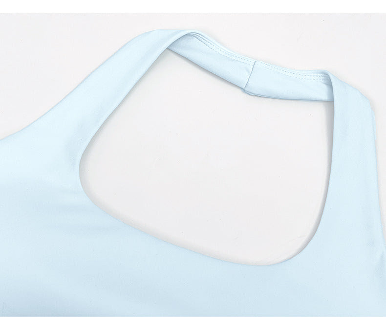 Wholesale Women’s Summer Activewear Set | Built-In Cup Halter Bra & Open-Back Pilates Outfit | fouregg