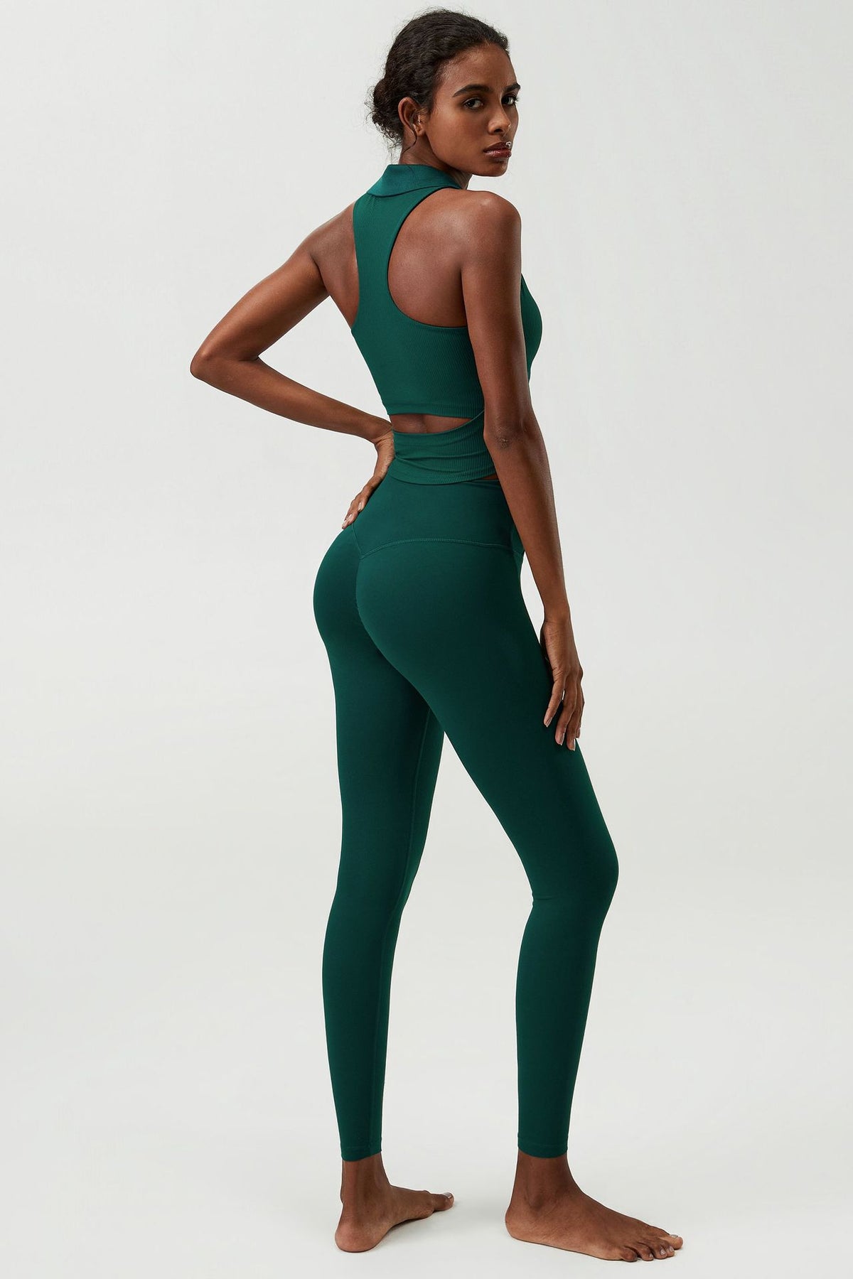 Wholesale Plus Size Women’s Sports Top | Bulk V-Neck Tennis & Badminton Activewear | fouregg