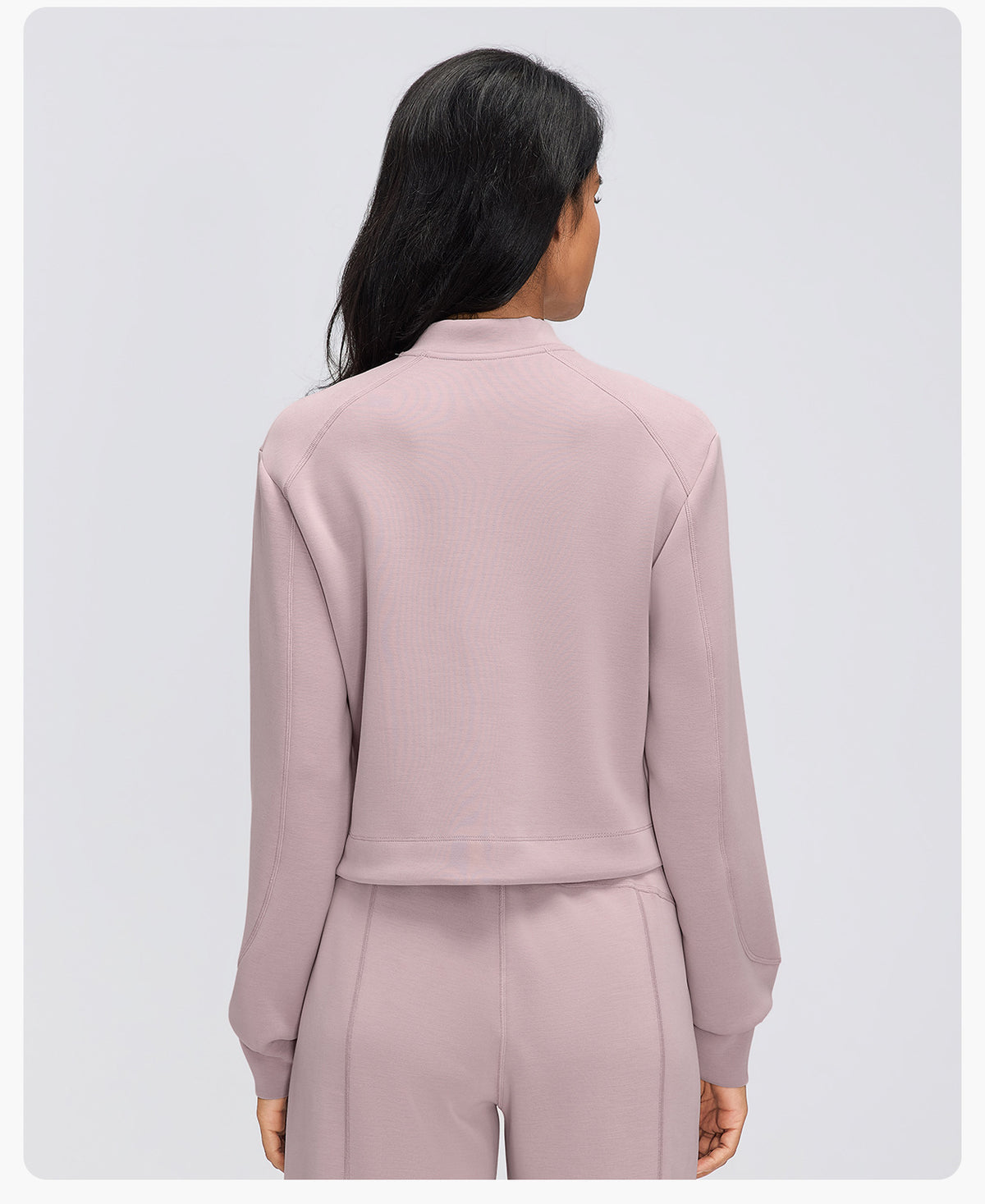 Wholesale Women’s Casual Activewear Jacket D26156 | Cropped Long-Sleeve Training Top | fouregg