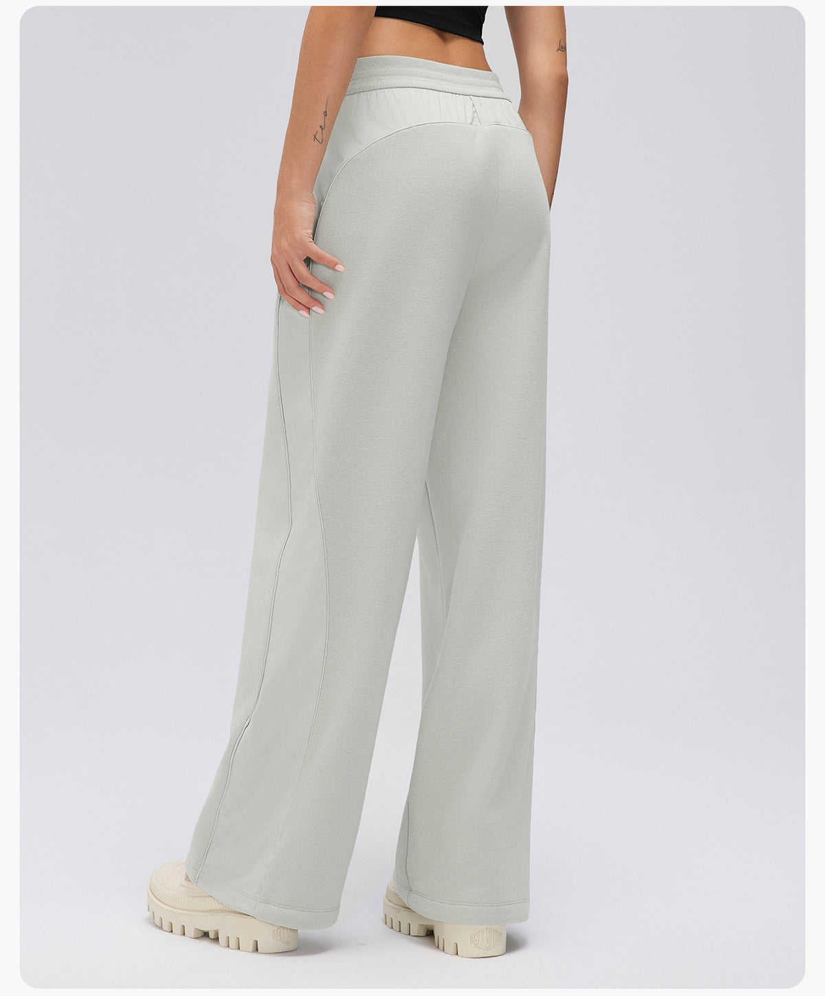 Wholesale Women’s Winter Straight-Leg Sweatpants | Relaxed-Fit Thermal Running & Workout Trousers | fouregg