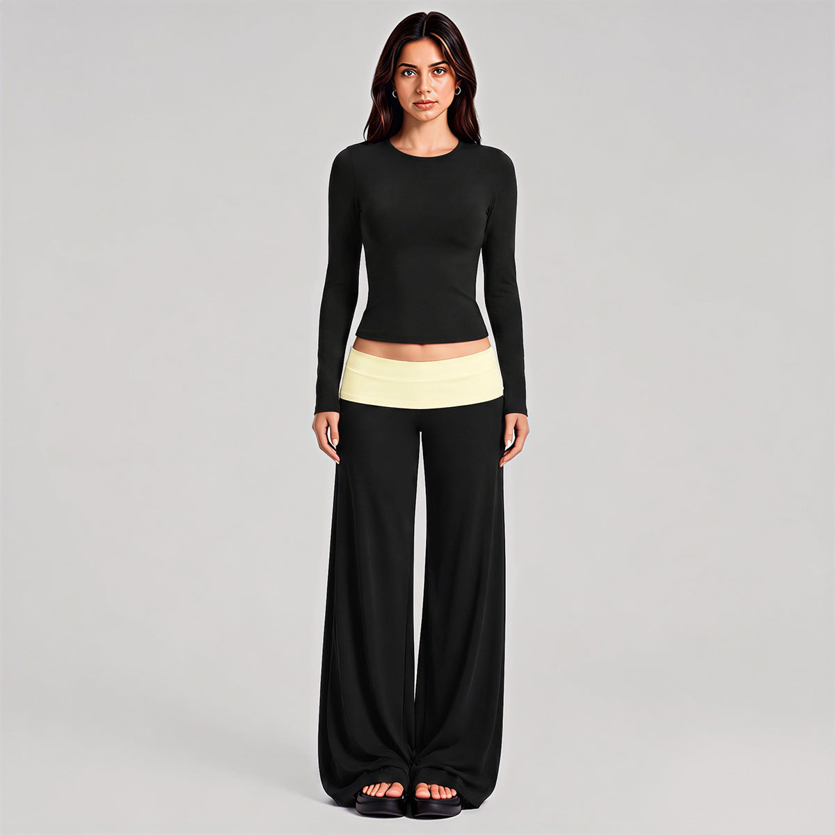 Wholesale Women’s Activewear Set | Fitted Sports Tank & Color-Block Polka Dot Workout Pants | fouregg - 1356 Long Sleeve + 6187 Pants Black
