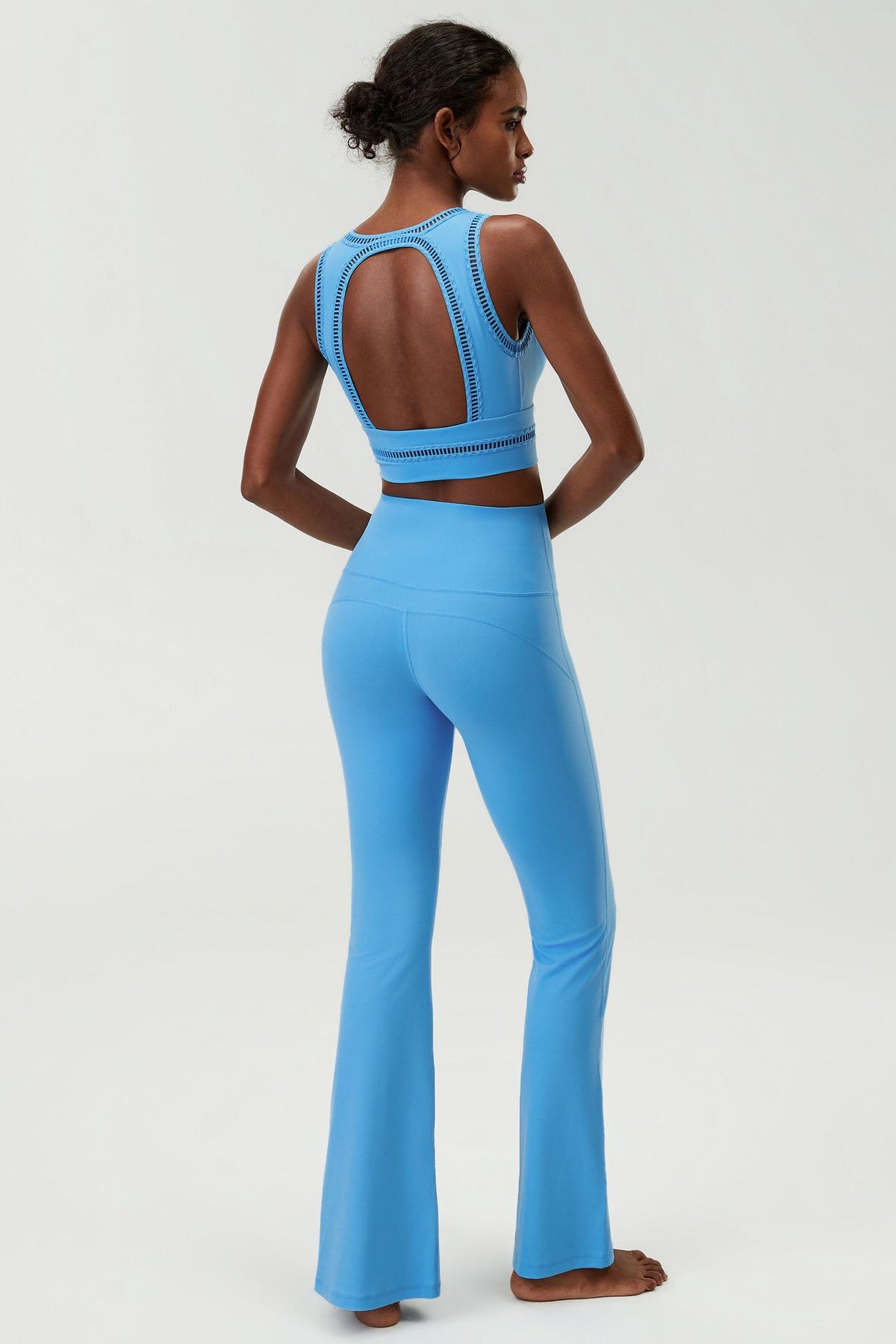 Wholesale Plus Size Women’s Flare Leggings | Bulk Slimming Running & Fitness Pants | fouregg