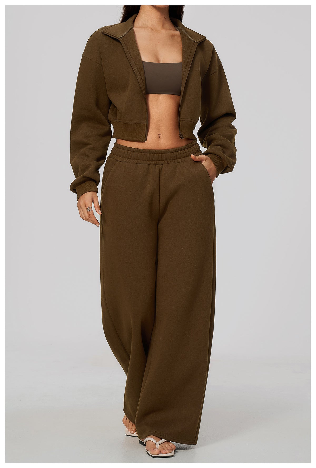 Wholesale Women’s Fleece Tracksuit | Bulk Cropped Jacket & Wide-Leg Pants 3615 | fouregg