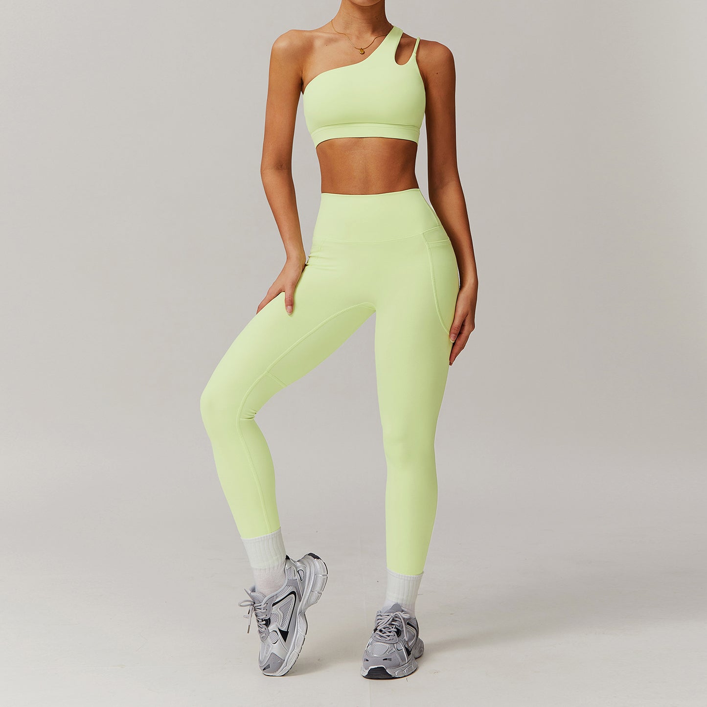 08/2022 breathable cloud-sensing quick-drying tight-fitting yoga clothes women's pocket running sports suit  nude fitness suit 6425