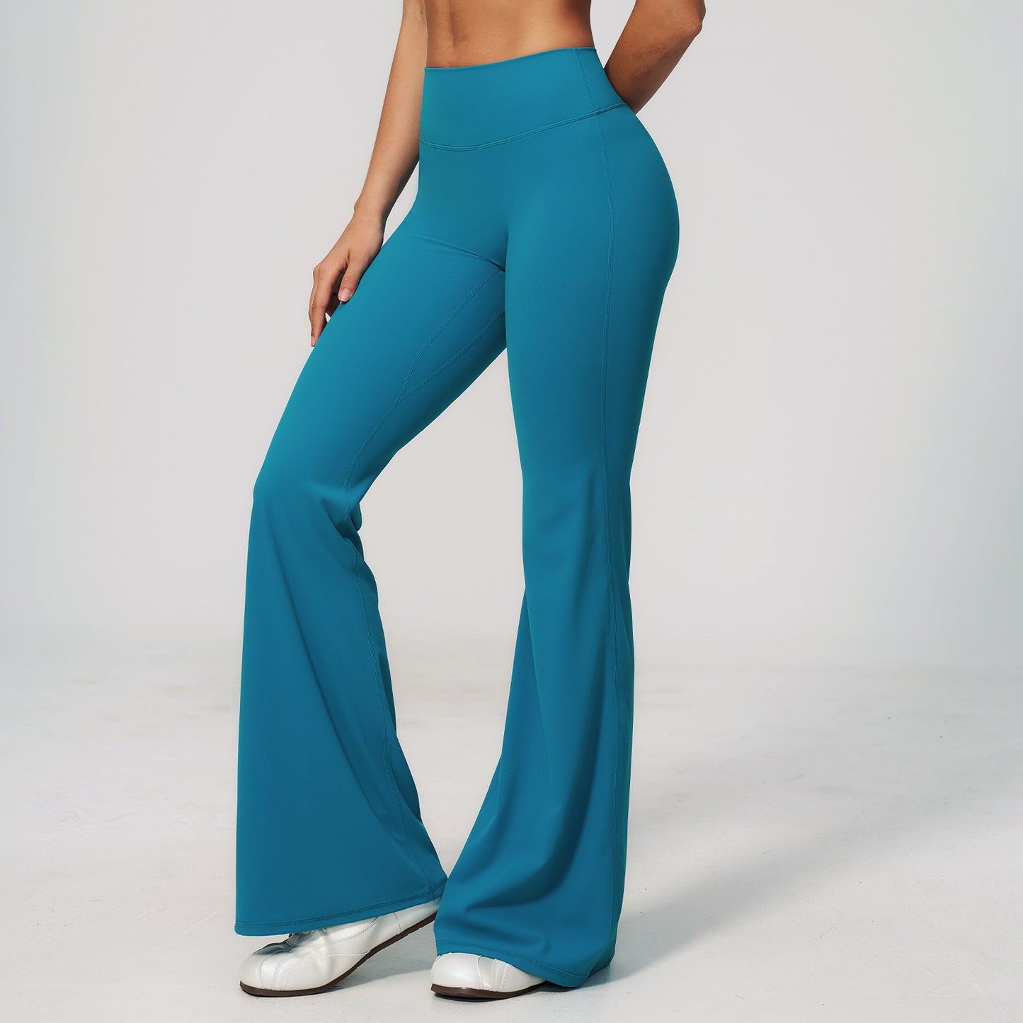 Wholesale High-Waist Booty Lifting Flared Gym Leggings | Bulk | fouregg