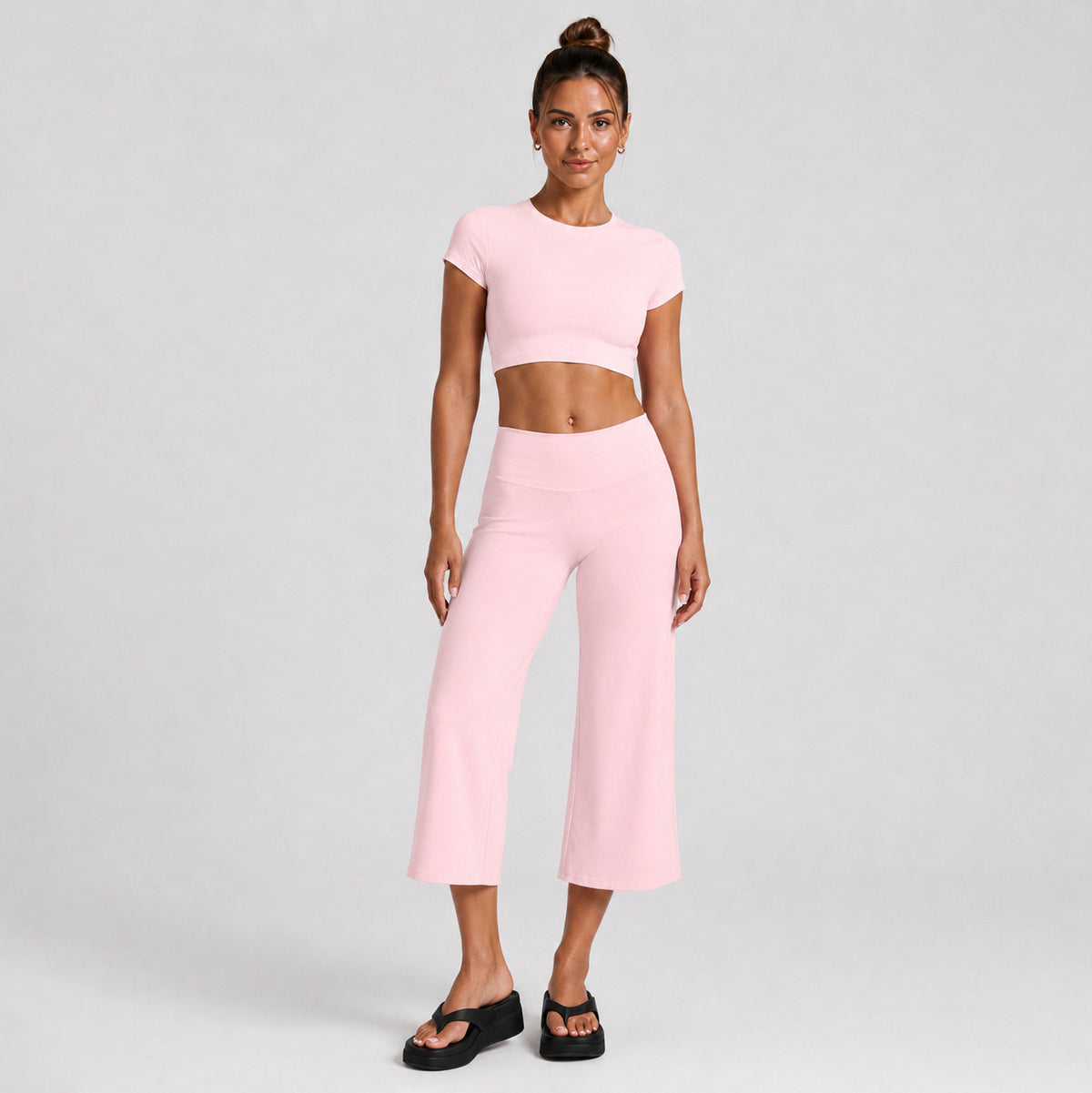 Wholesale Cutout Open-Back Yoga T-Shirt Set | Slim Flare Capri Leggings | fouregg