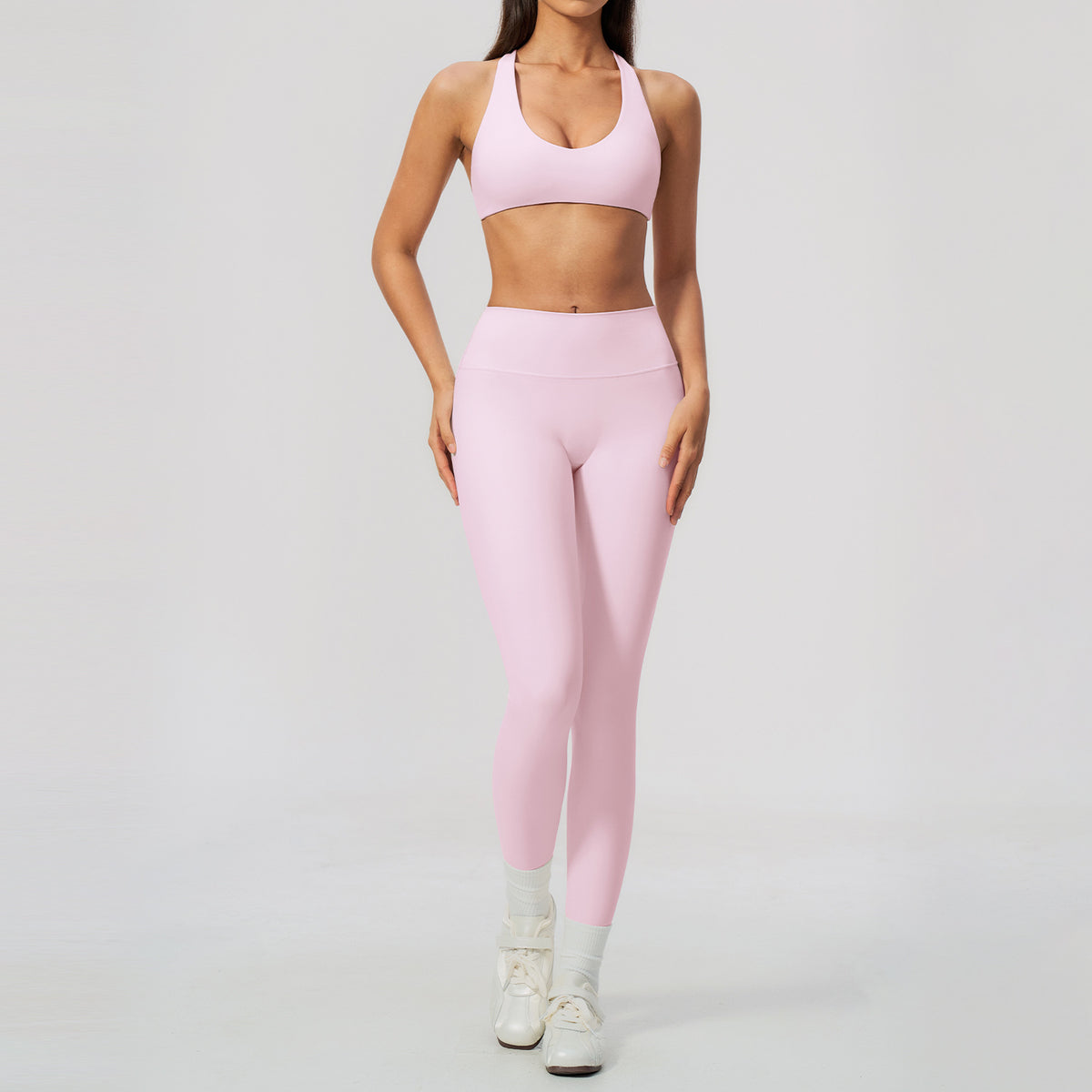 Wholesale Soft-Brushed V-Neck Top & Capri Set | High-Waist Butt-Lifting | fouregg