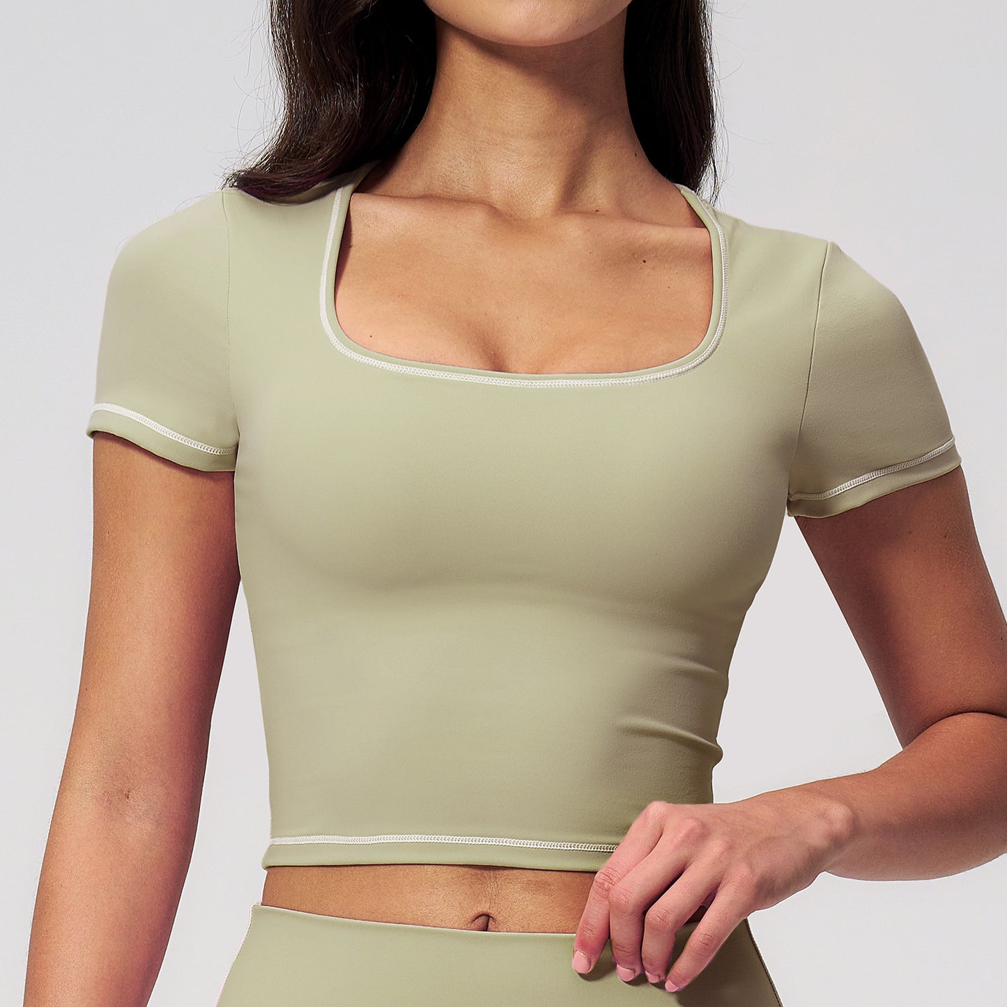 Custom Logo 2036 Crop Top | Low MOQ Wholesale | Color-Block Tight Gym Shirt | fouregg