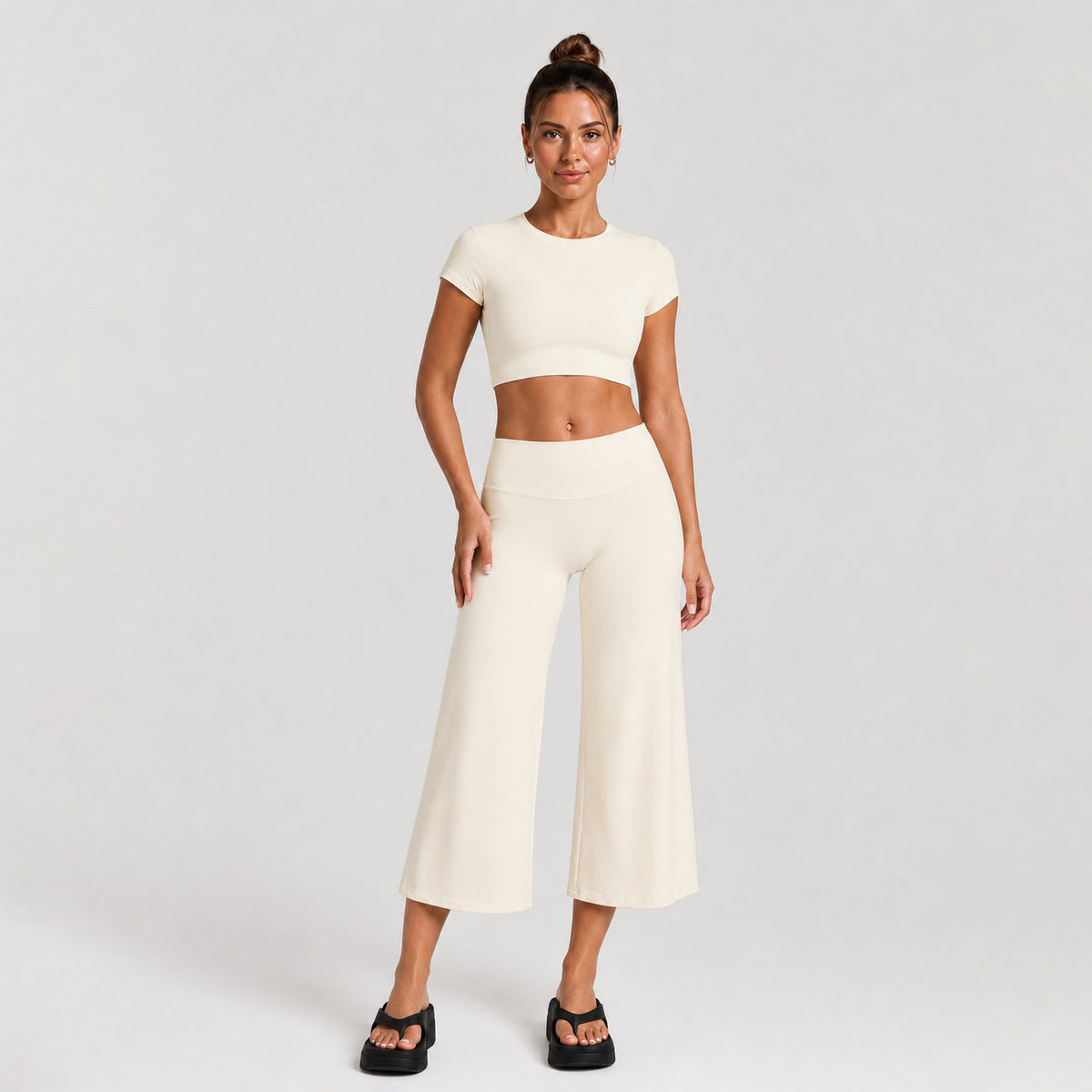 Wholesale Cutout Open-Back Yoga T-Shirt Set | Slim Flare Capri Leggings | fouregg