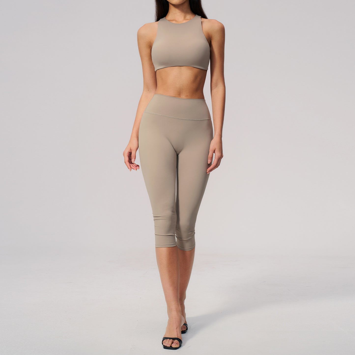 Wholesale Outdoor Running Gym Fitness Set | Women's Athleisure Yoga Clothing | Bulk | fouregg