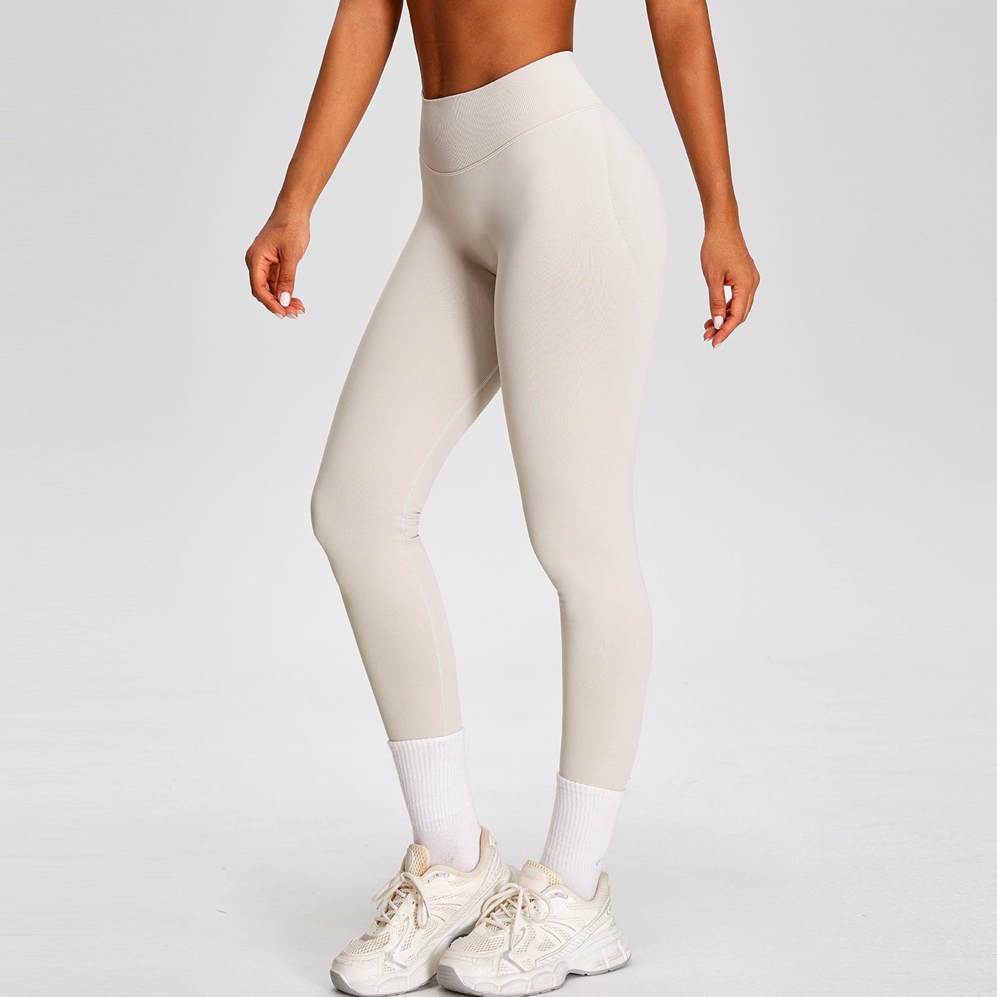 Wholesale Seamless Yoga Leggings | Butt-Lift Peach Gym Pants | fouregg