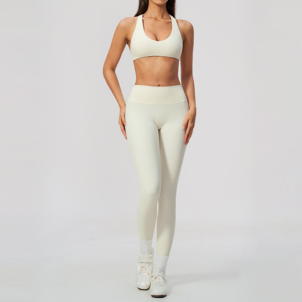 Wholesale Soft-Brushed V-Neck Top & Capri Set | High-Waist Butt-Lifting | fouregg